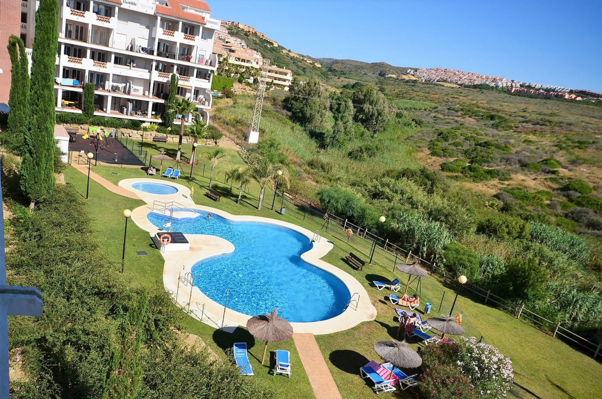 Condominio en Castillo de Sabinillas, Andalucía 12057588