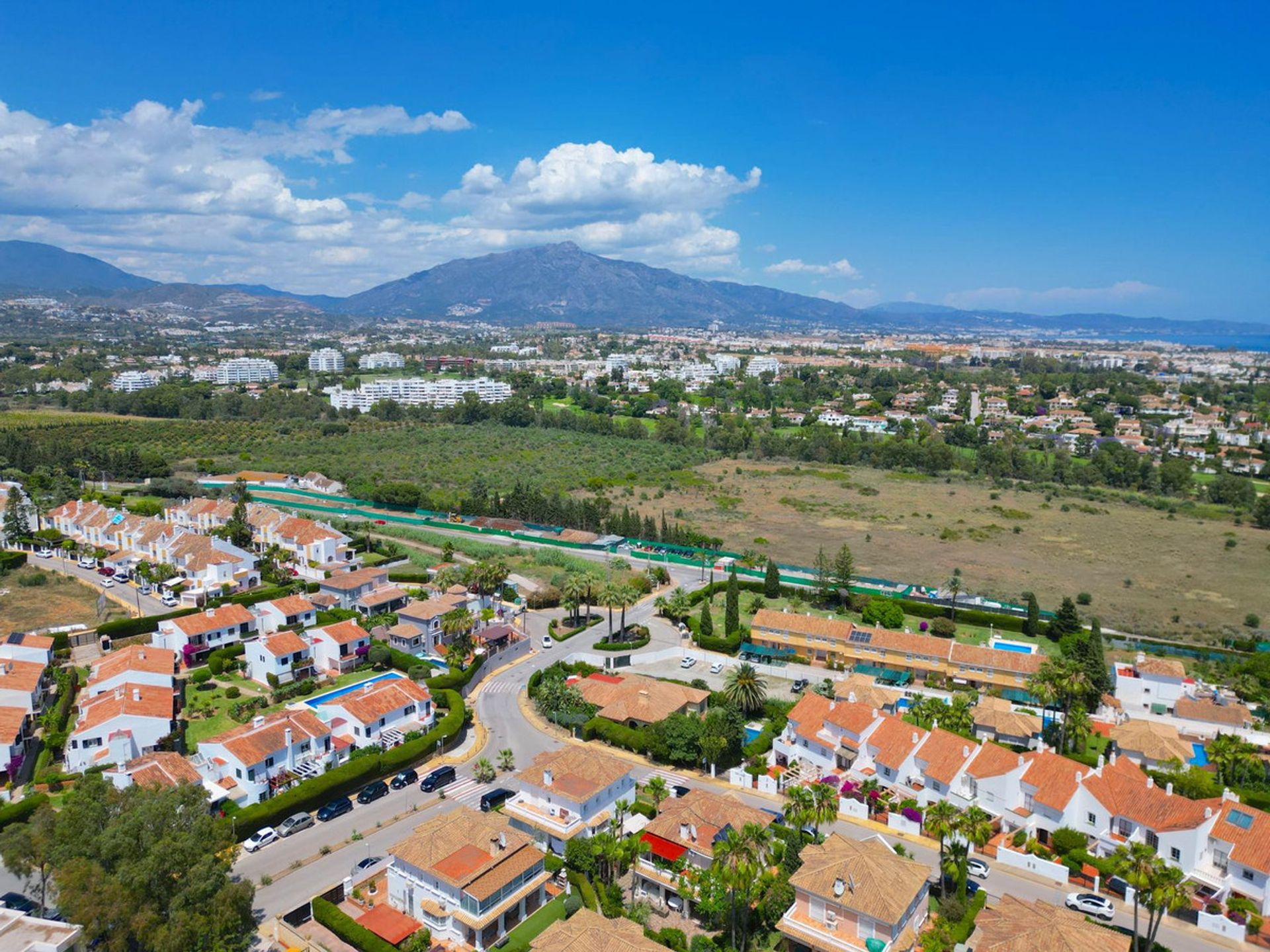 Kondominium dalam La Atalaya, Andalucía 12057590