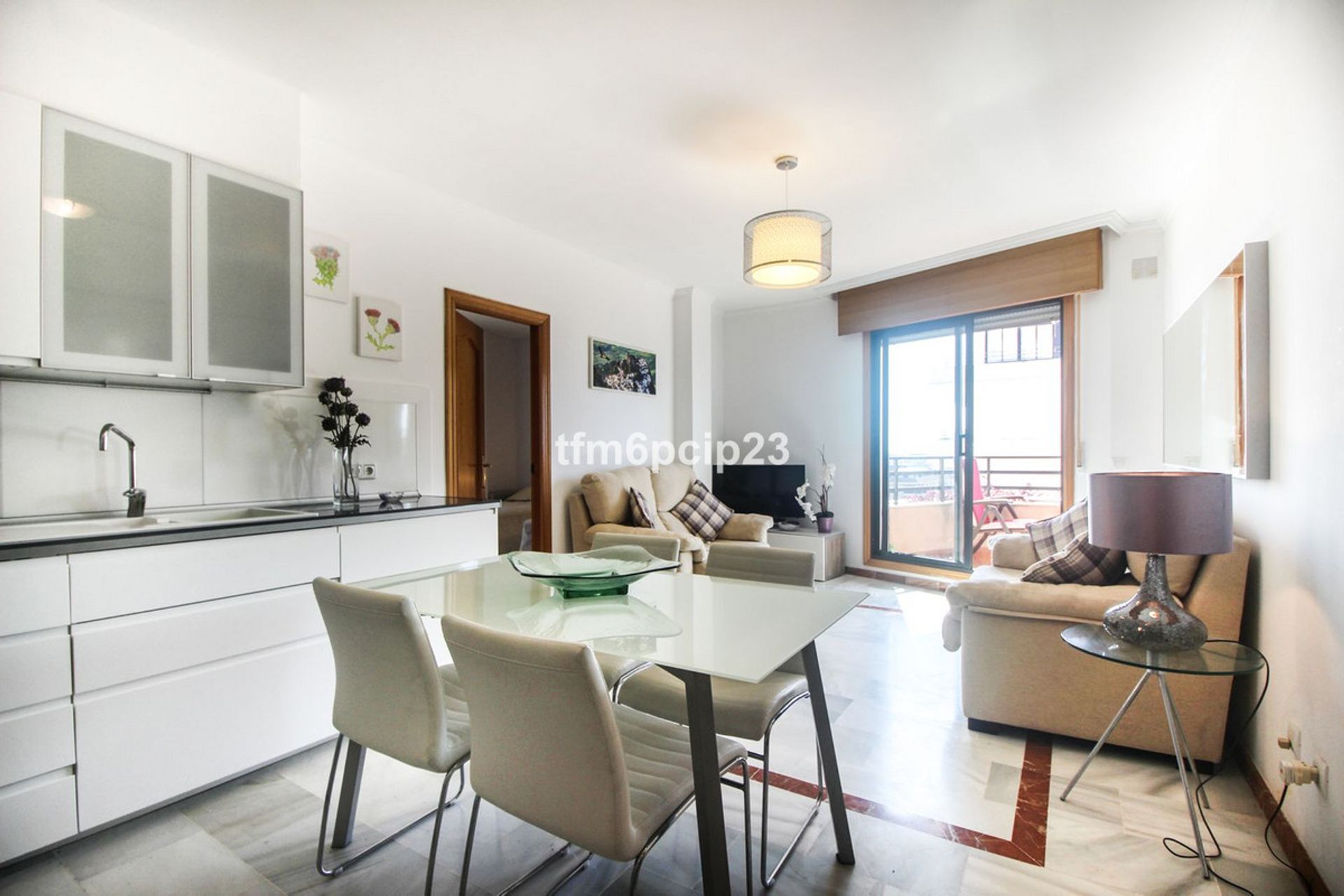 Condominio en San Luis de Sabinillas, Andalusia 12057693