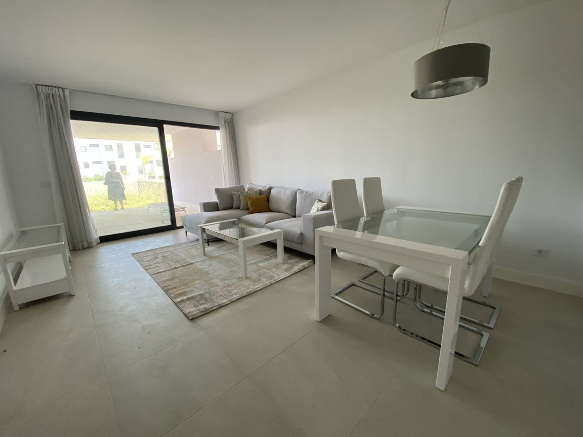 Condominio nel Puerto de la Duquesa, Andalusia 12057700