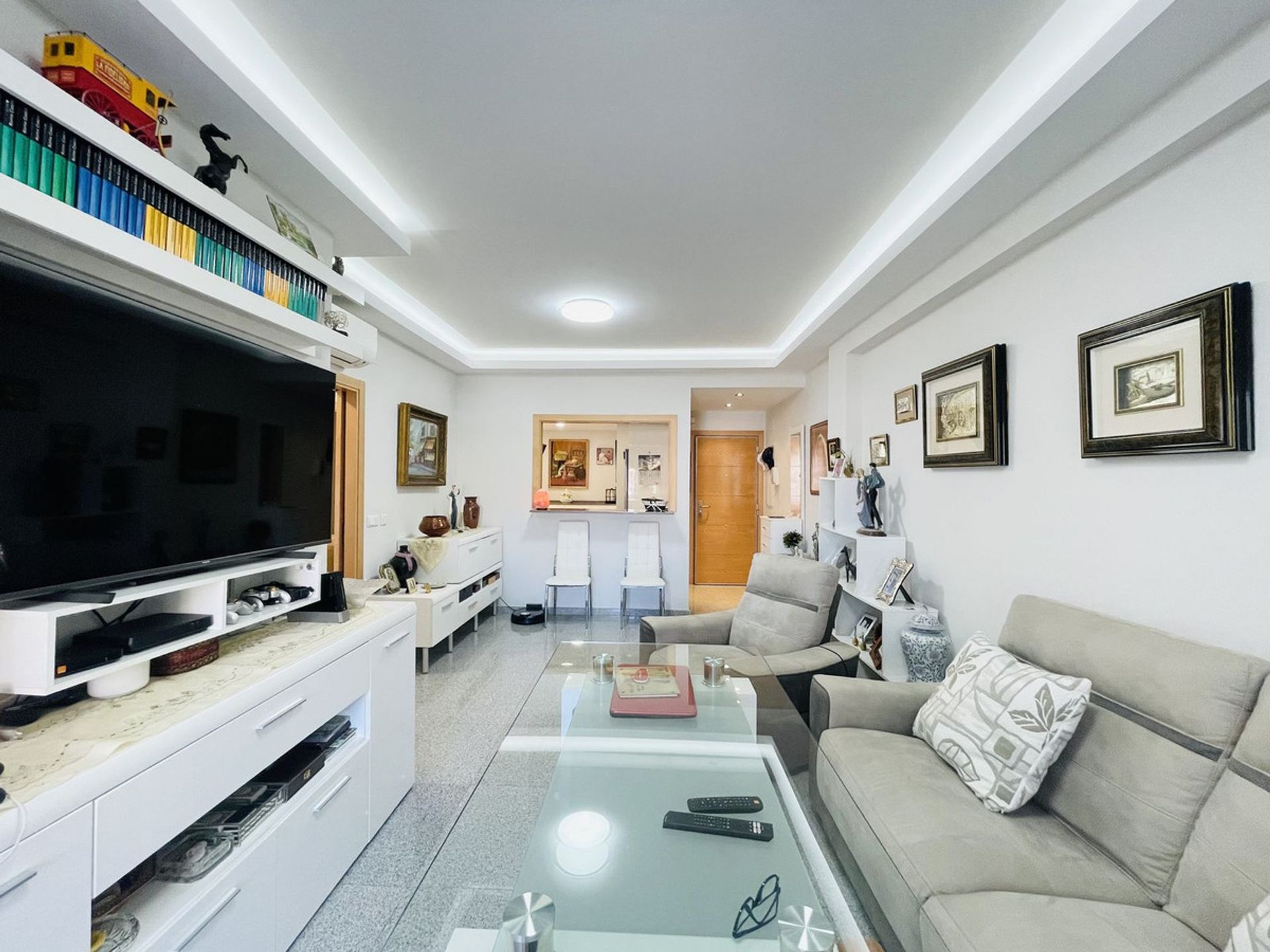 Condominium in San Luis de Sabinillas, Andalusië 12057748