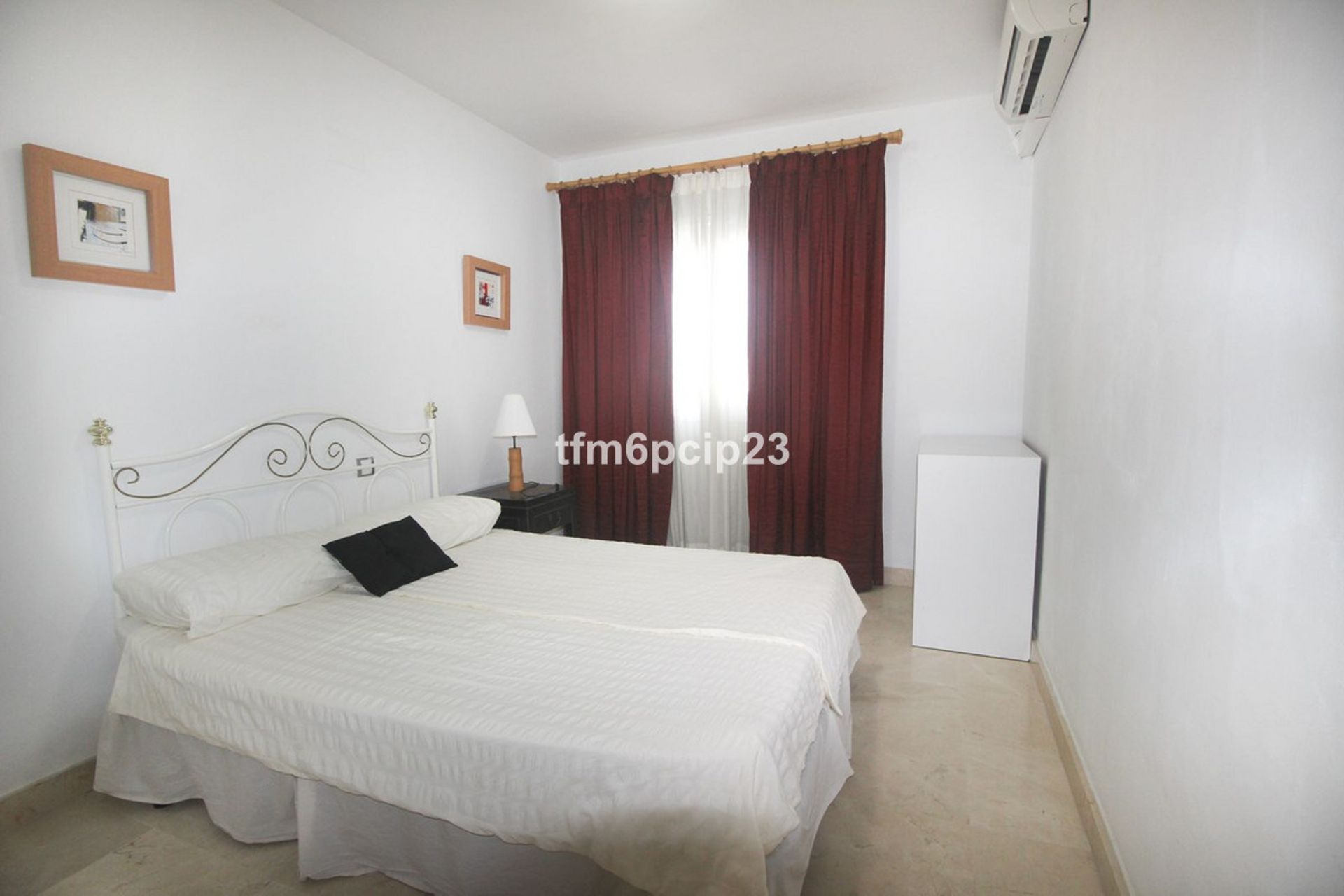 Condominium in San Luis de Sabinillas, Andalusia 12057810