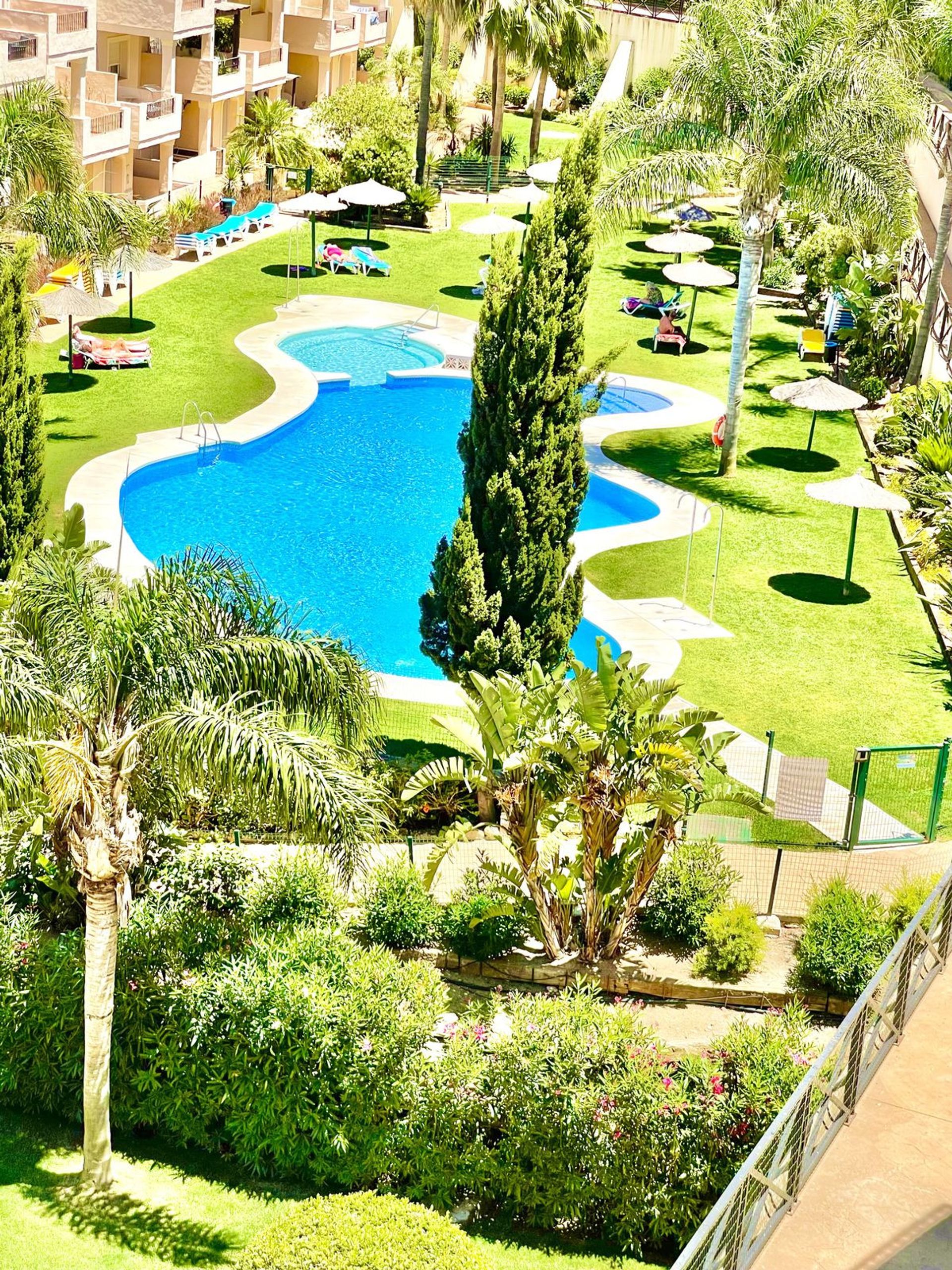 Condominio nel Castello di Sabinillas, Andalusia 12057933