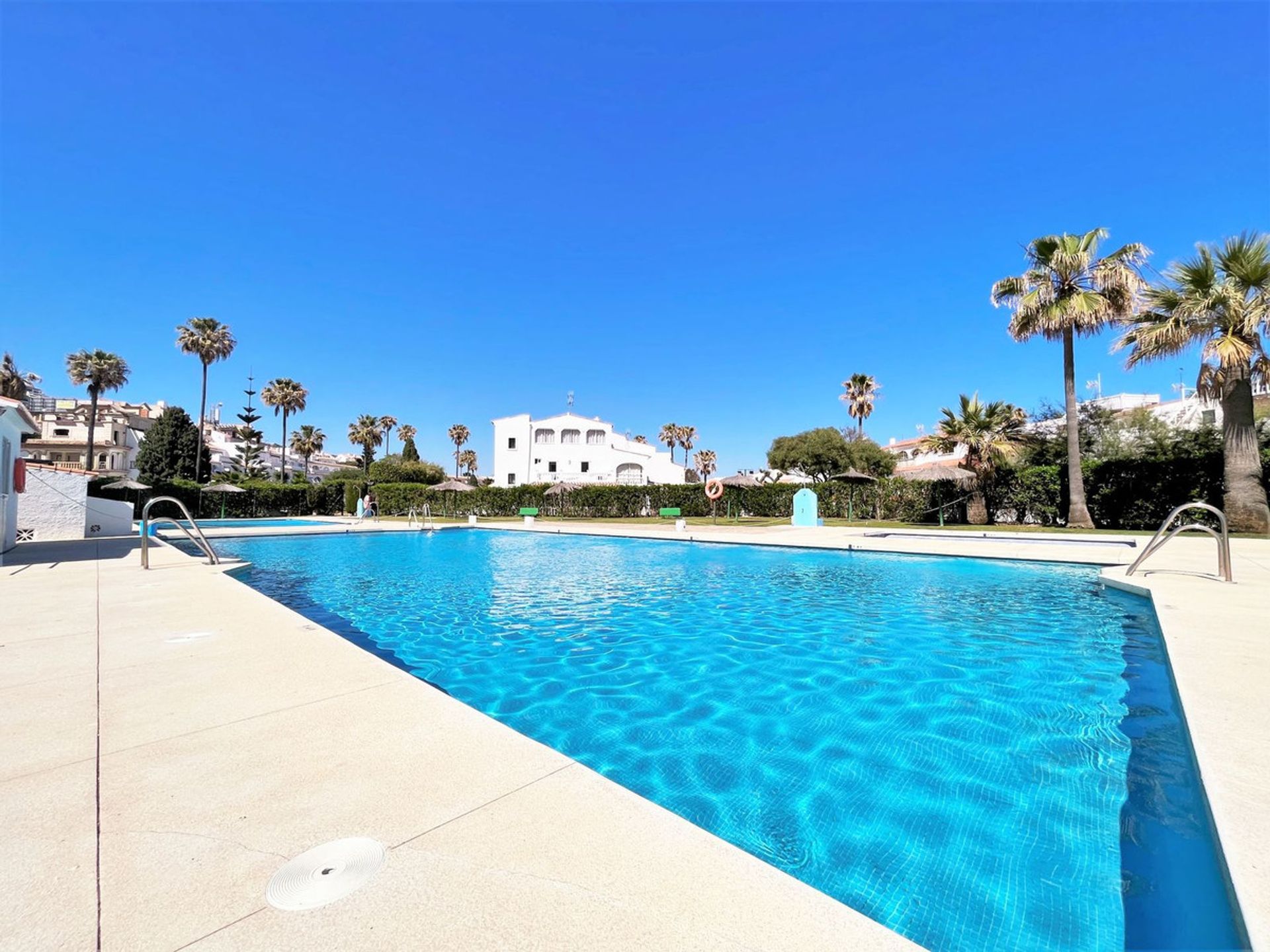 casa en Castillo de Sabinillas, Andalucía 12057941