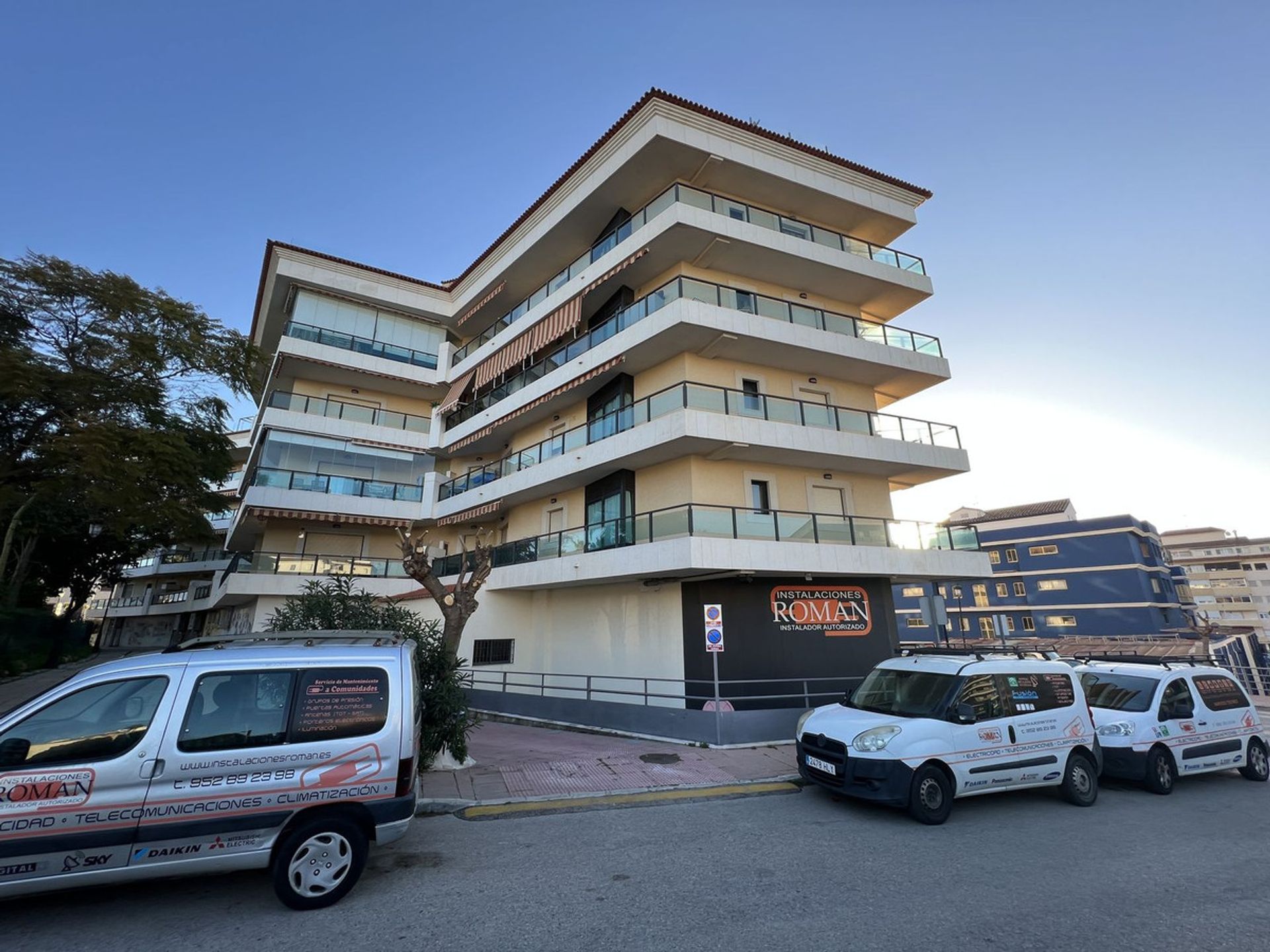 Condominium dans San Luis de Sabinillas, Andalousie 12057951