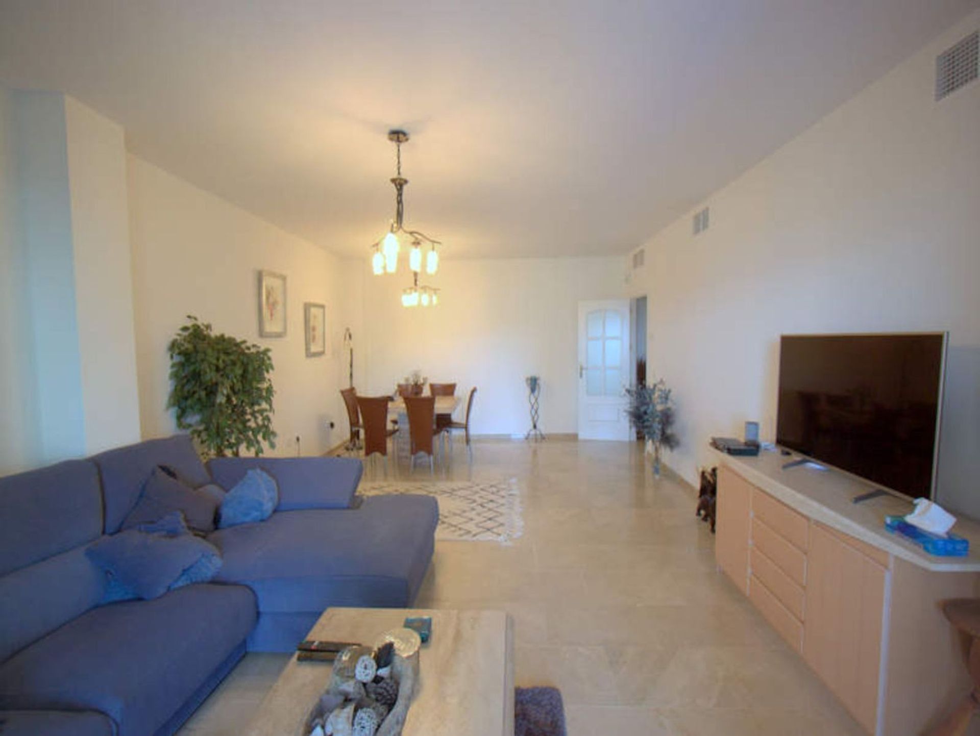 Condominium in Castillo de Sabinillas, Andalusië 12058035