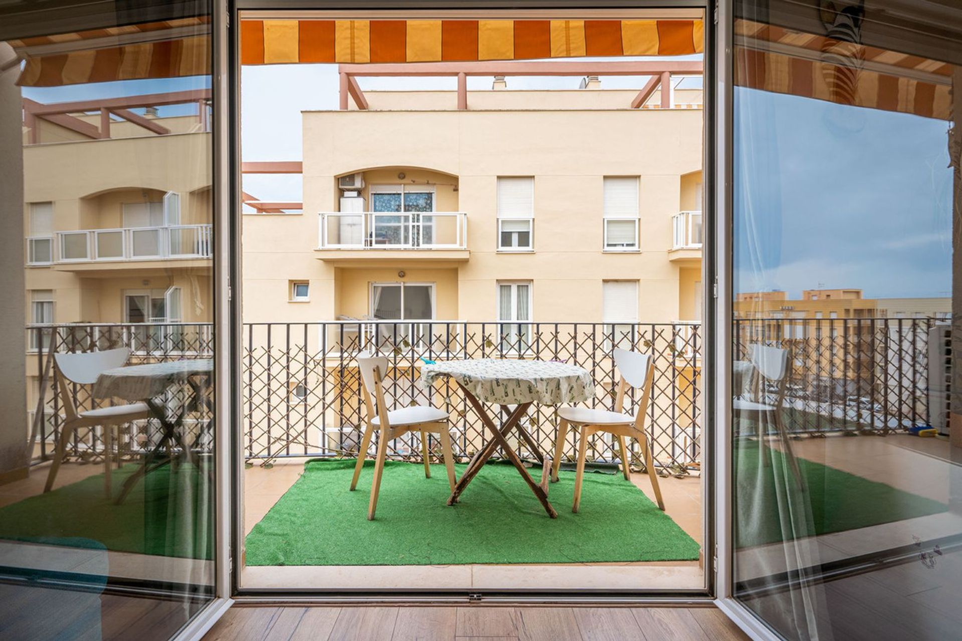 Condominium in San Luis de Sabinillas, Andalusia 12058070