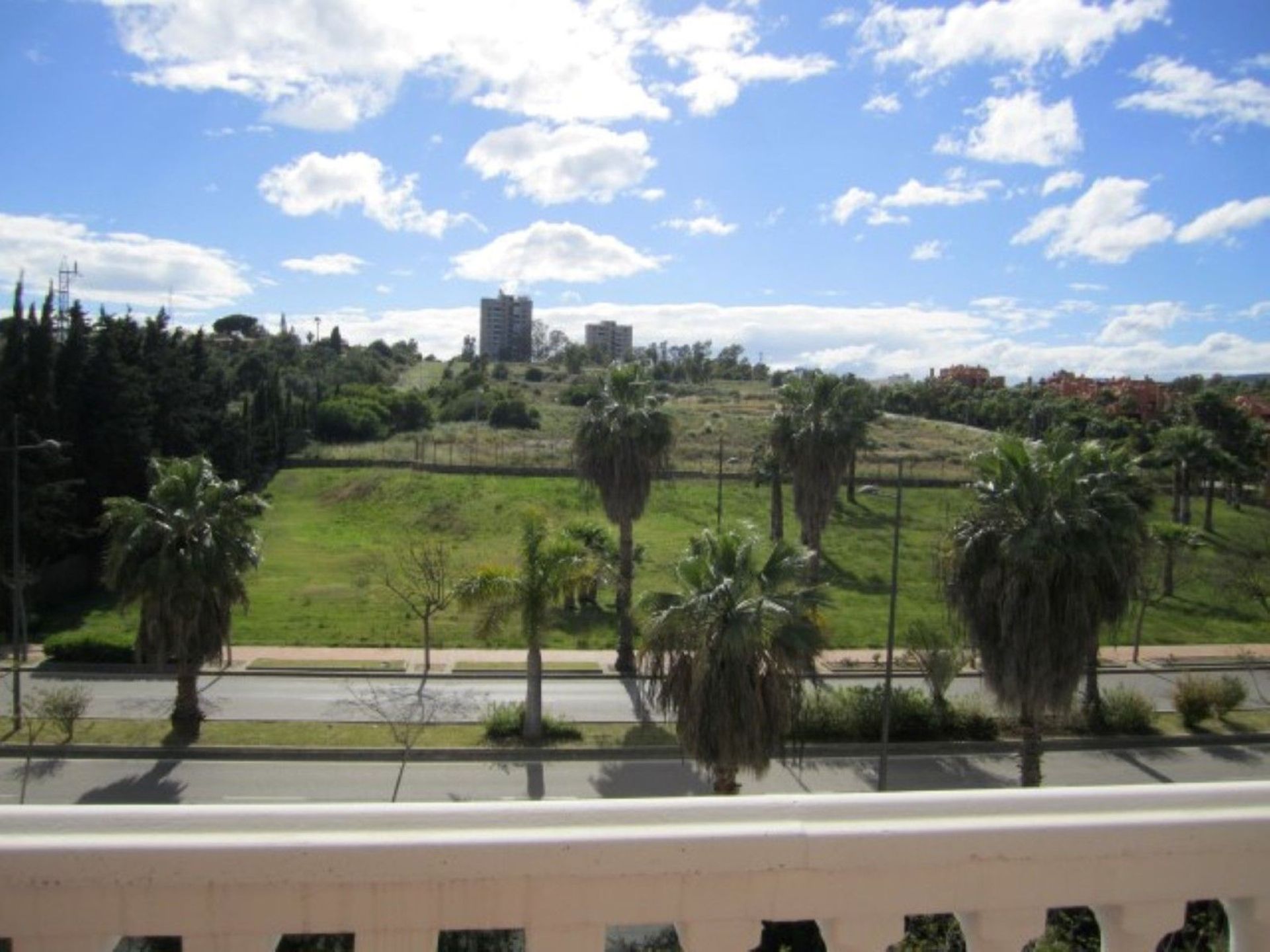 Condominium in Marbella, Andalusia 12058172