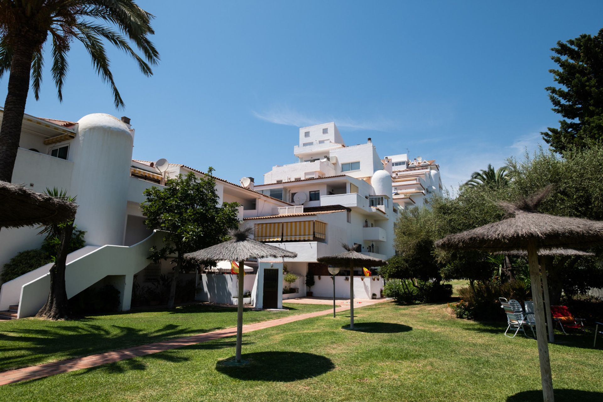 सम्मिलित में Estepona, Andalucía 12058299