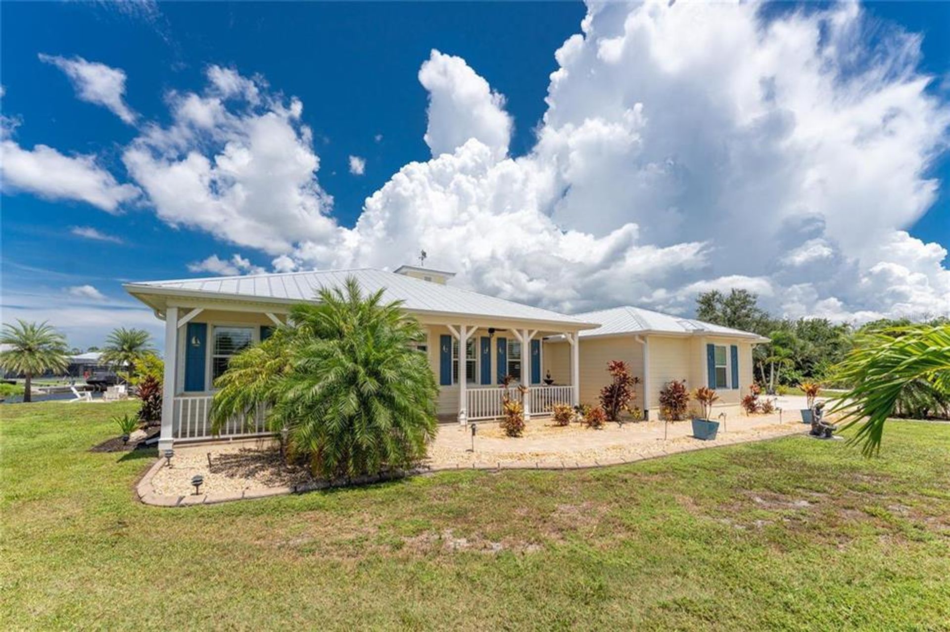 House in El Jobean, Florida 12059920