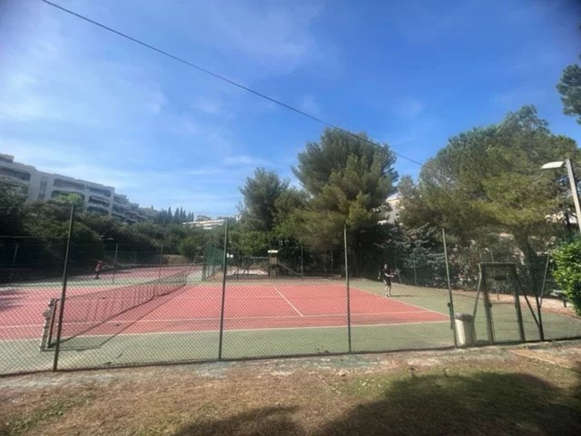 Eigentumswohnung im Hübsch, Provence-Alpes-Côte d'Azur 12060003