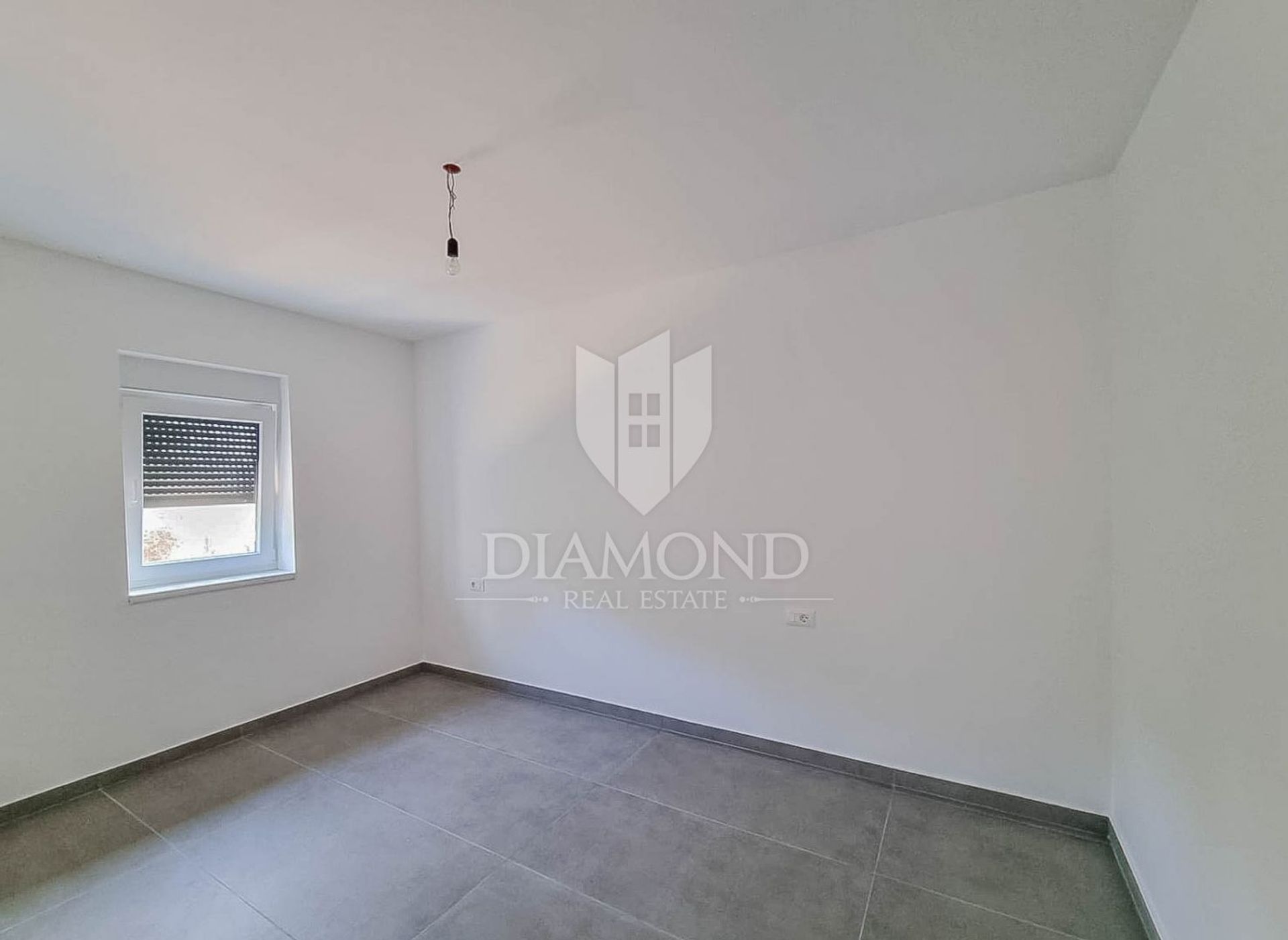 Condominio en Úmag, Istarska Županija 12060679