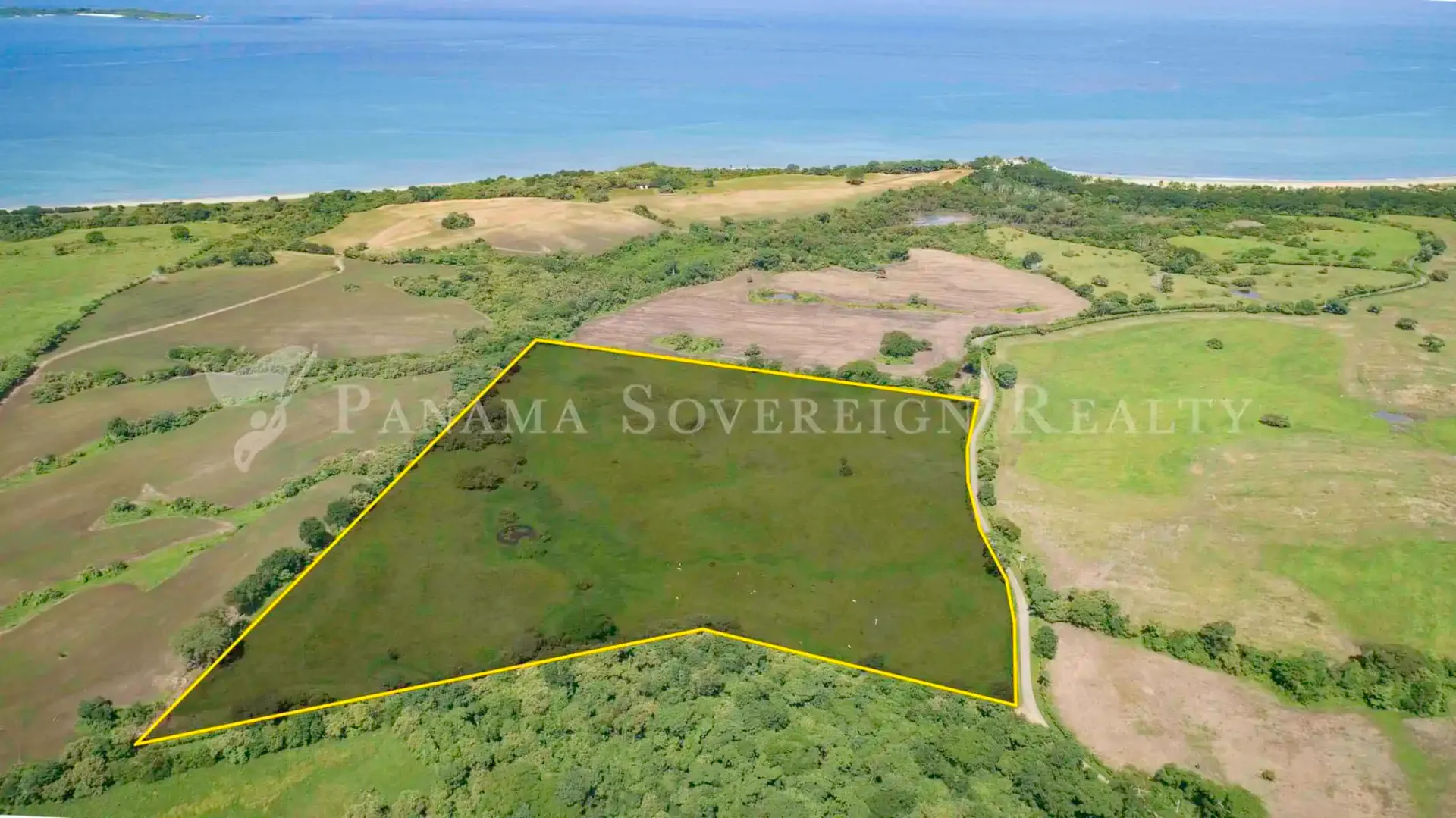 Land in , Provincia de Los Santos 12061473