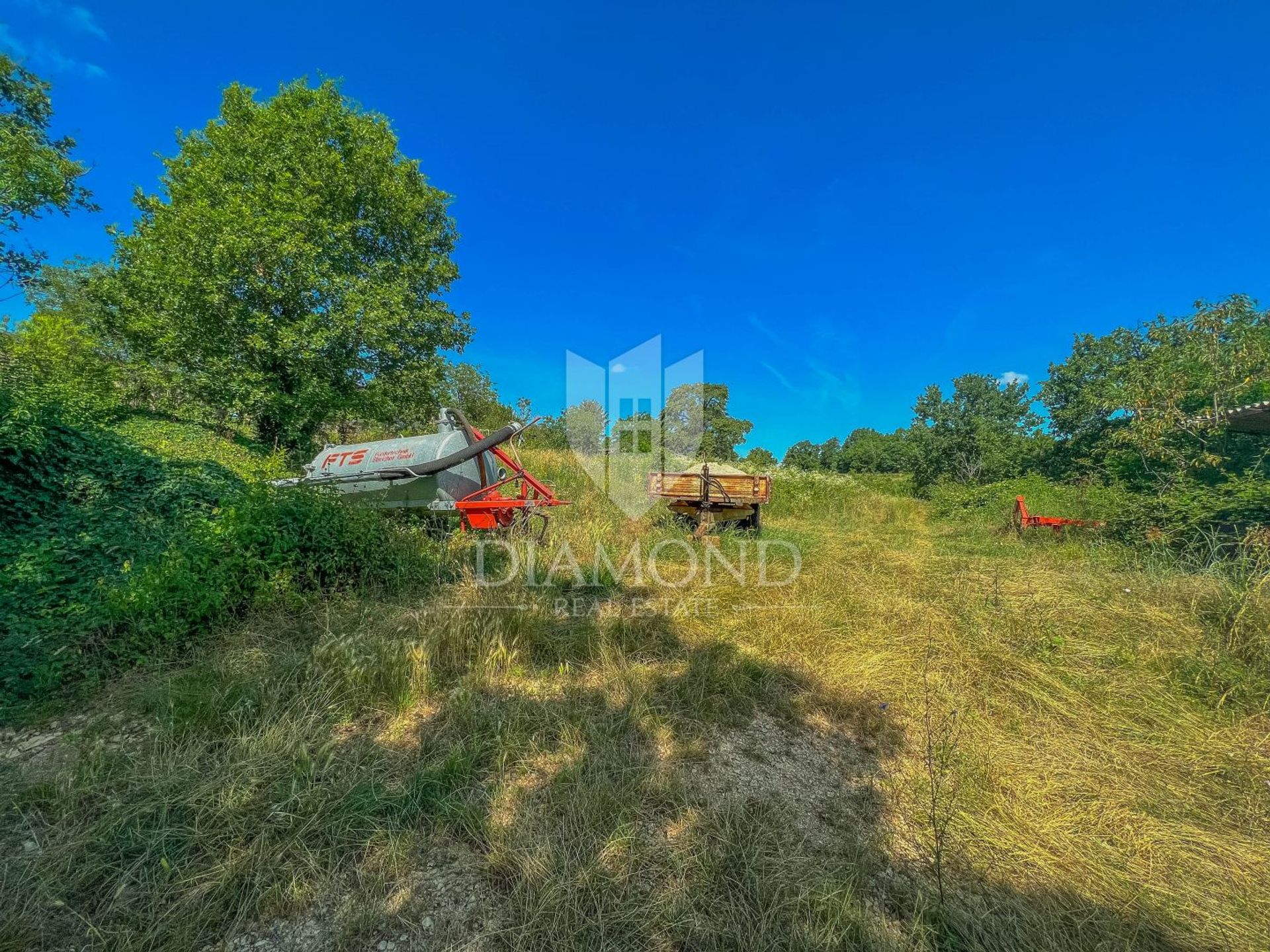 Tanah di Motovun, Istarska Zupanija 12066785