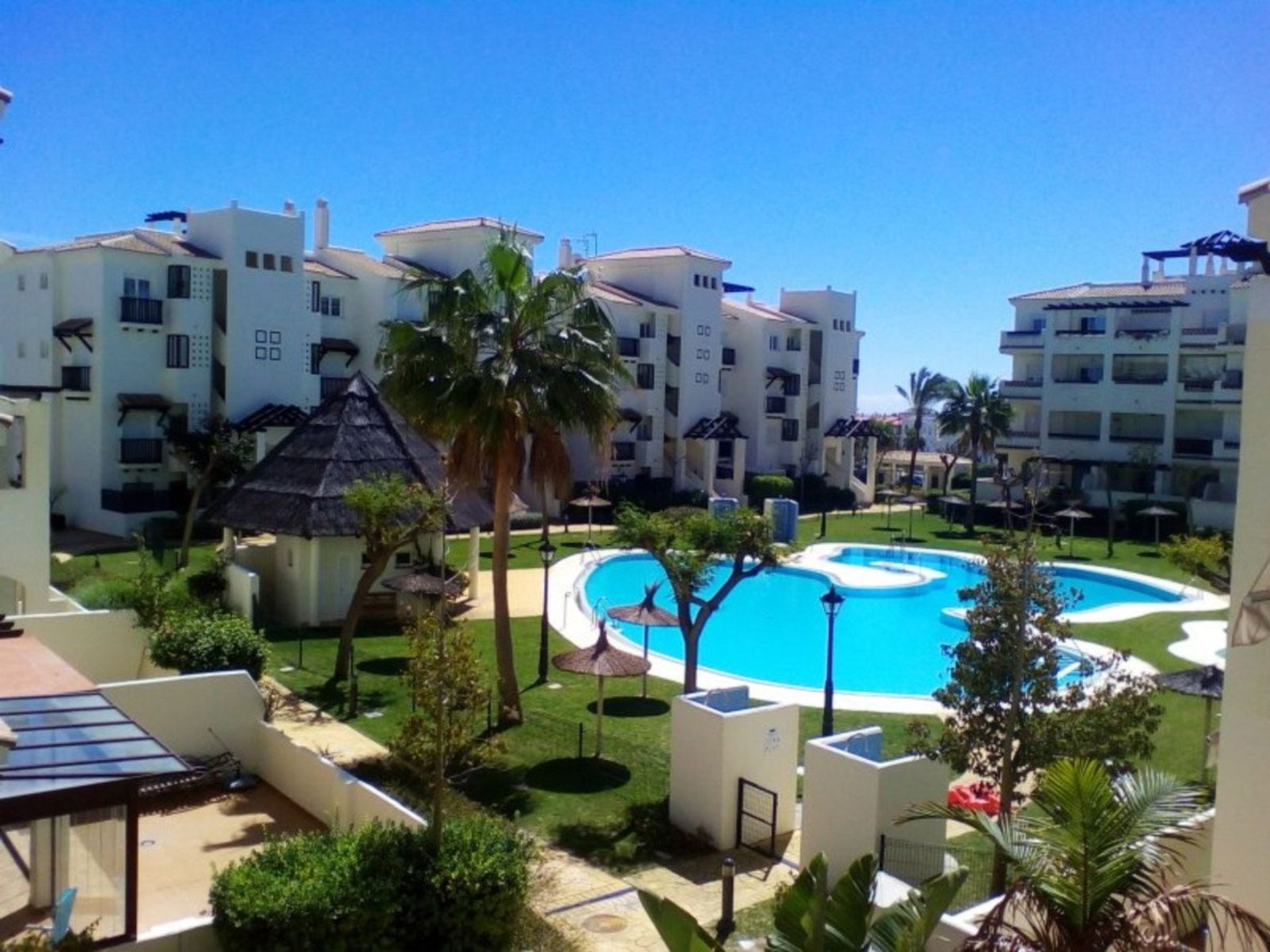 Condominium in San Luis de Sabinillas, Andalusië 12068135