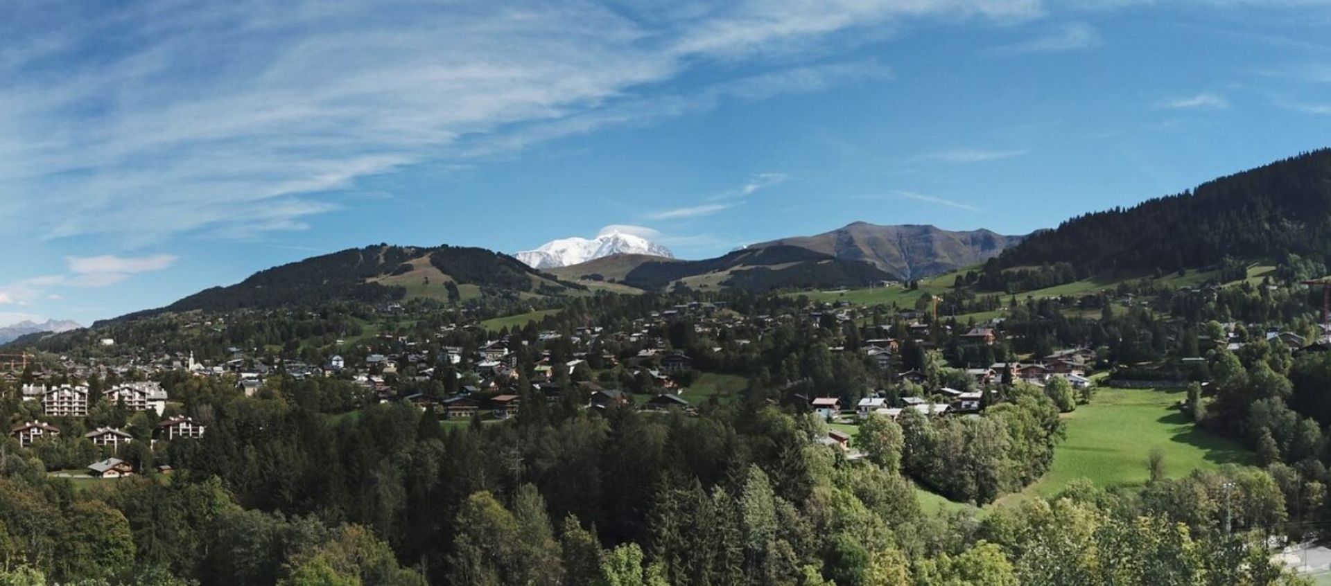 土地 在 Megève, Auvergne-Rhône-Alpes 12069482