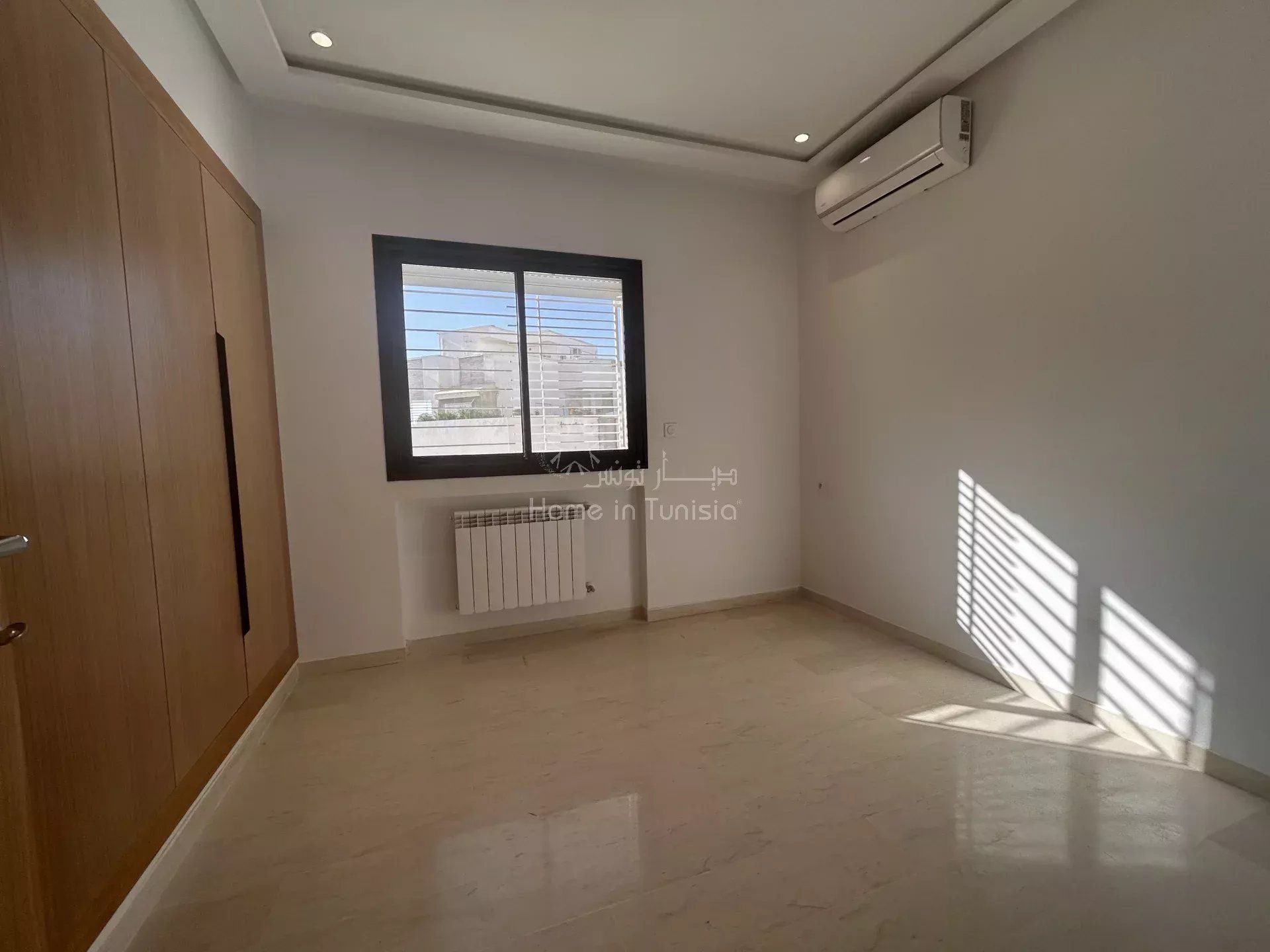 सम्मिलित में Cité Sahloul, Sousse Jaouhara 12069836