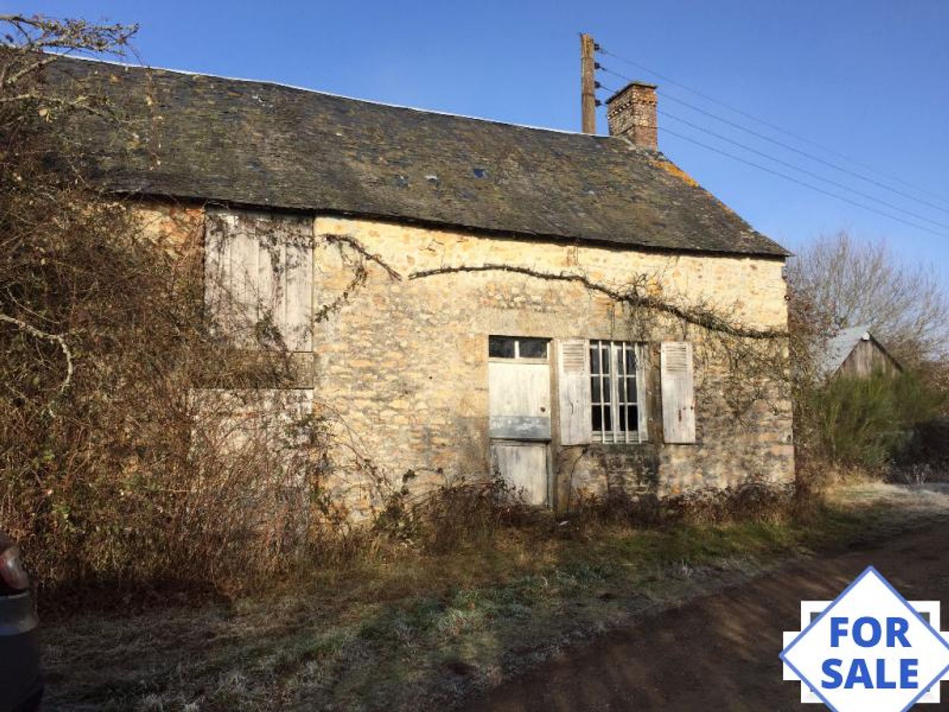 Huis in Saint-Léonard-des-Bois, Pays de la Loire 12071266