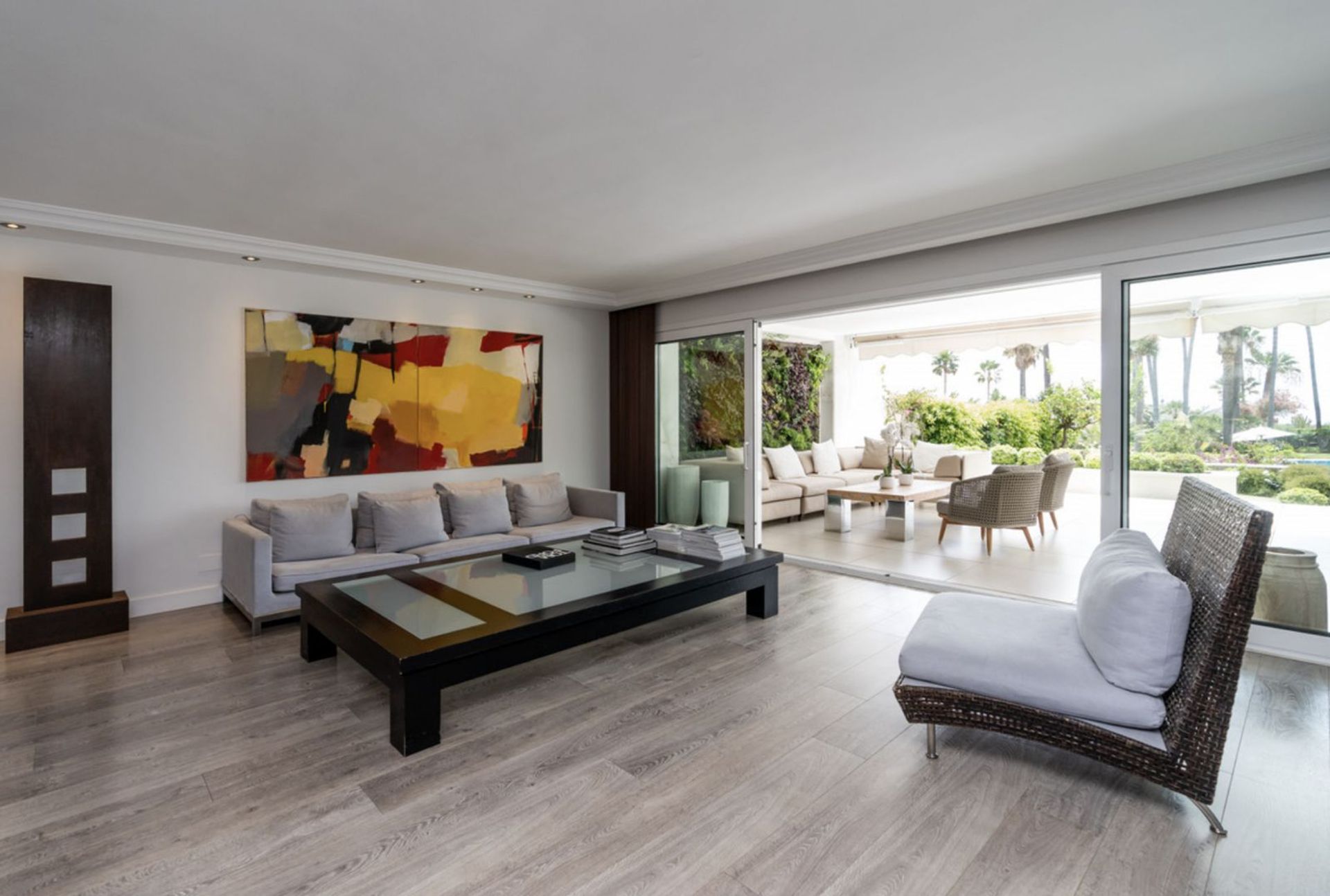 Condominium in Marbella, Andalusia 12071377