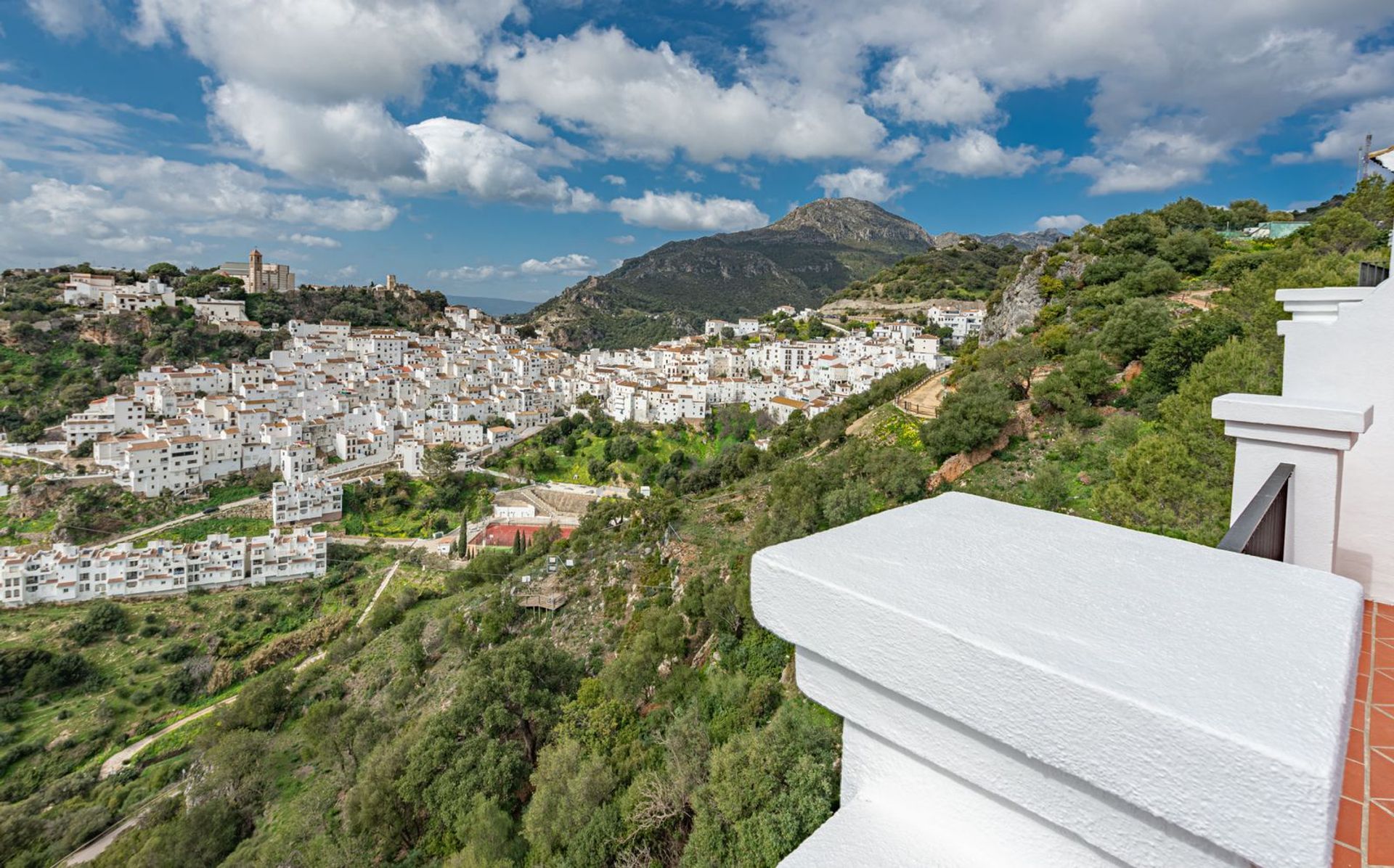 房子 在 Casares, Andalucía 12071402