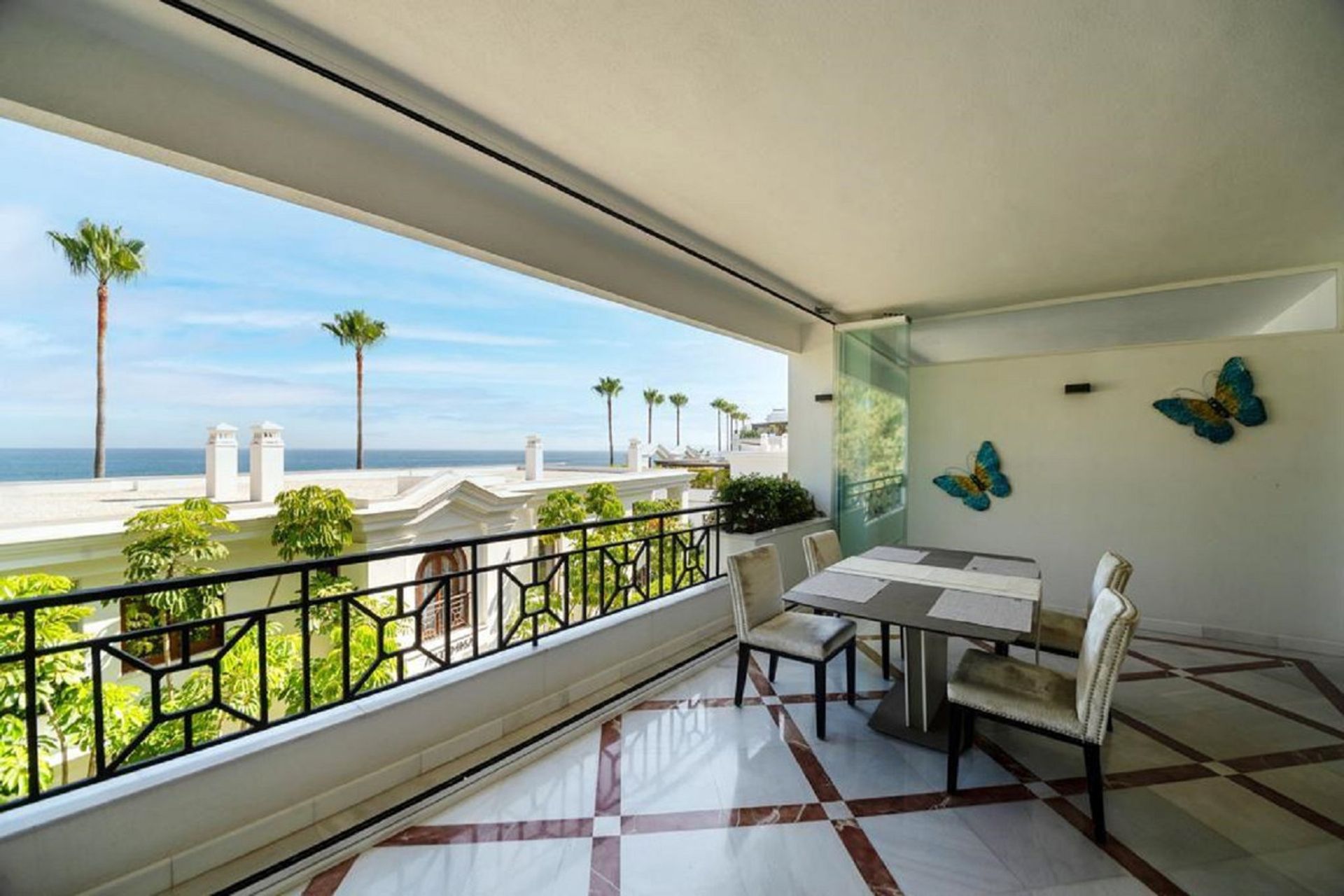 Condominium in Estepona, Andalusië 12072329