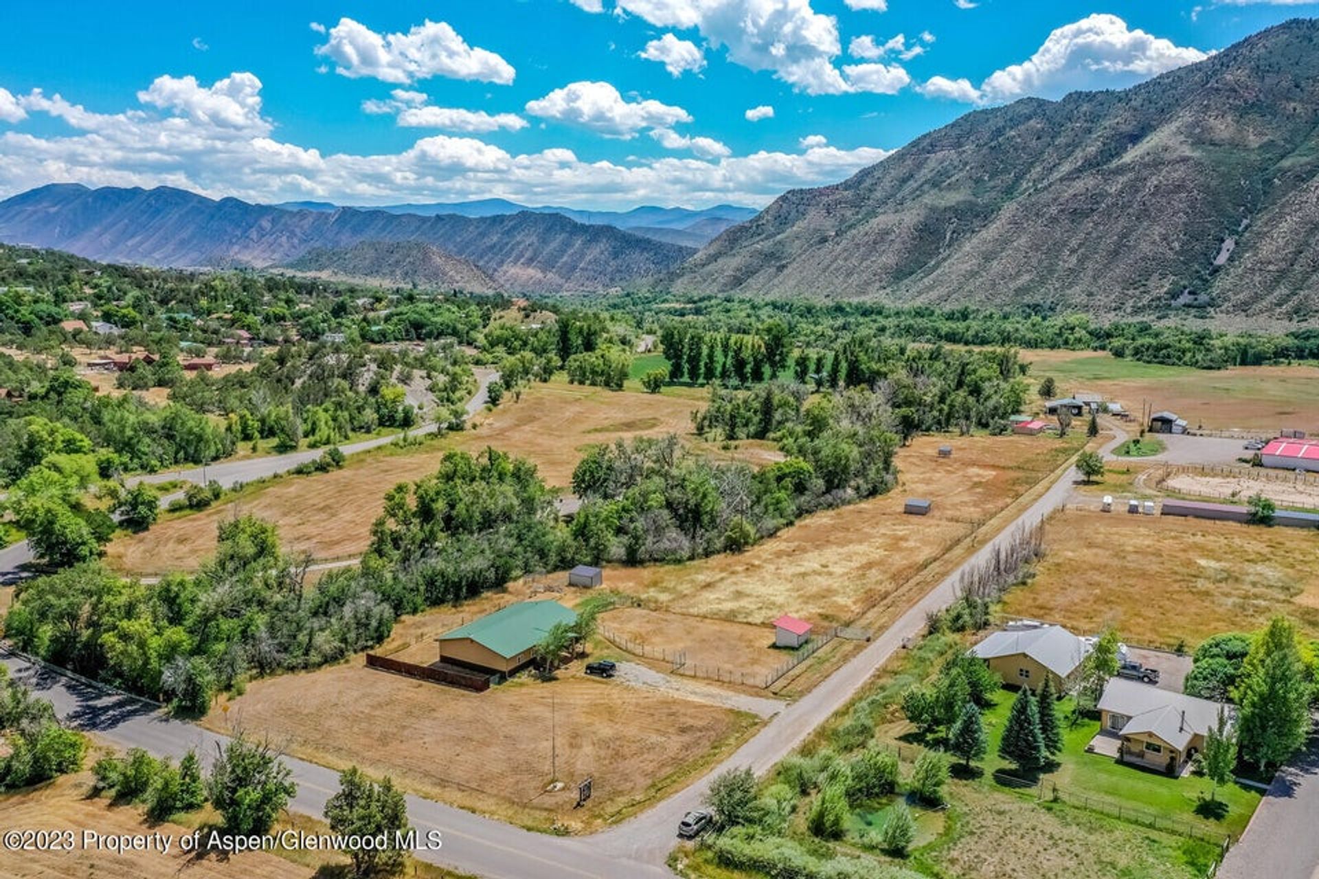 Земельные участки в New Castle, Colorado 12072429