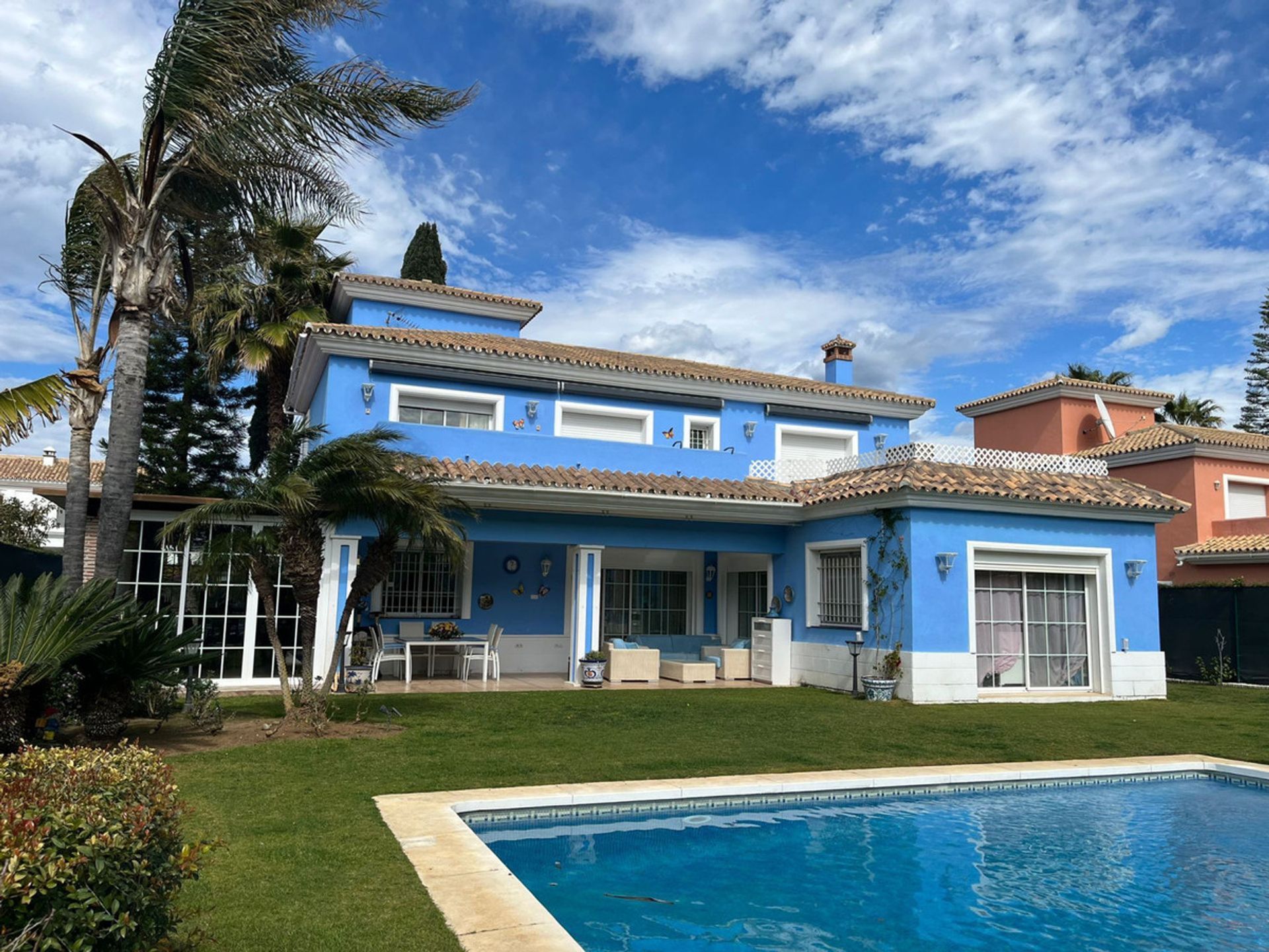 Condominium in San Pedro de Alcantara, Andalusia 12072571