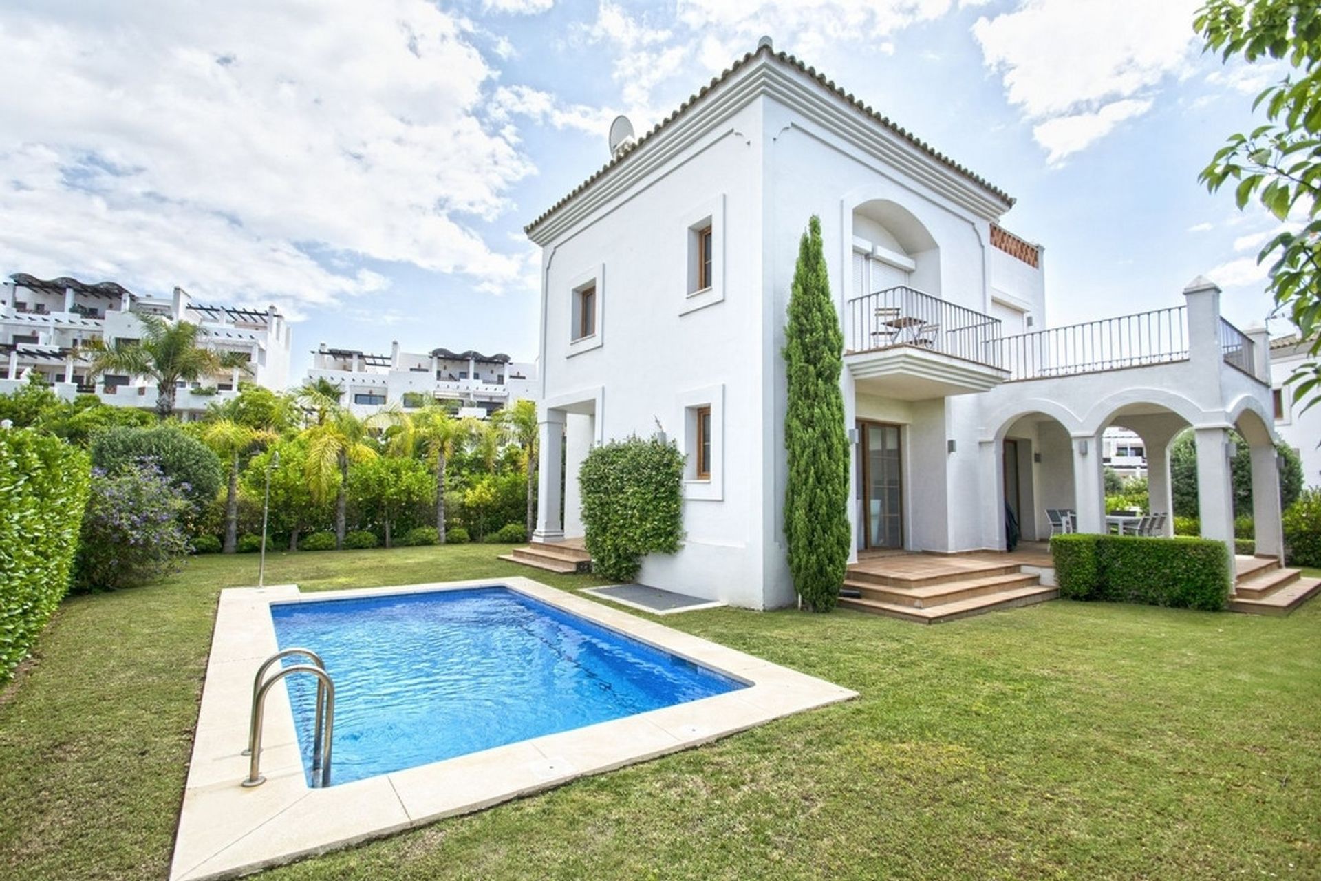 Condominium dans San Pedro de Alcántara, Andalousie 12073009