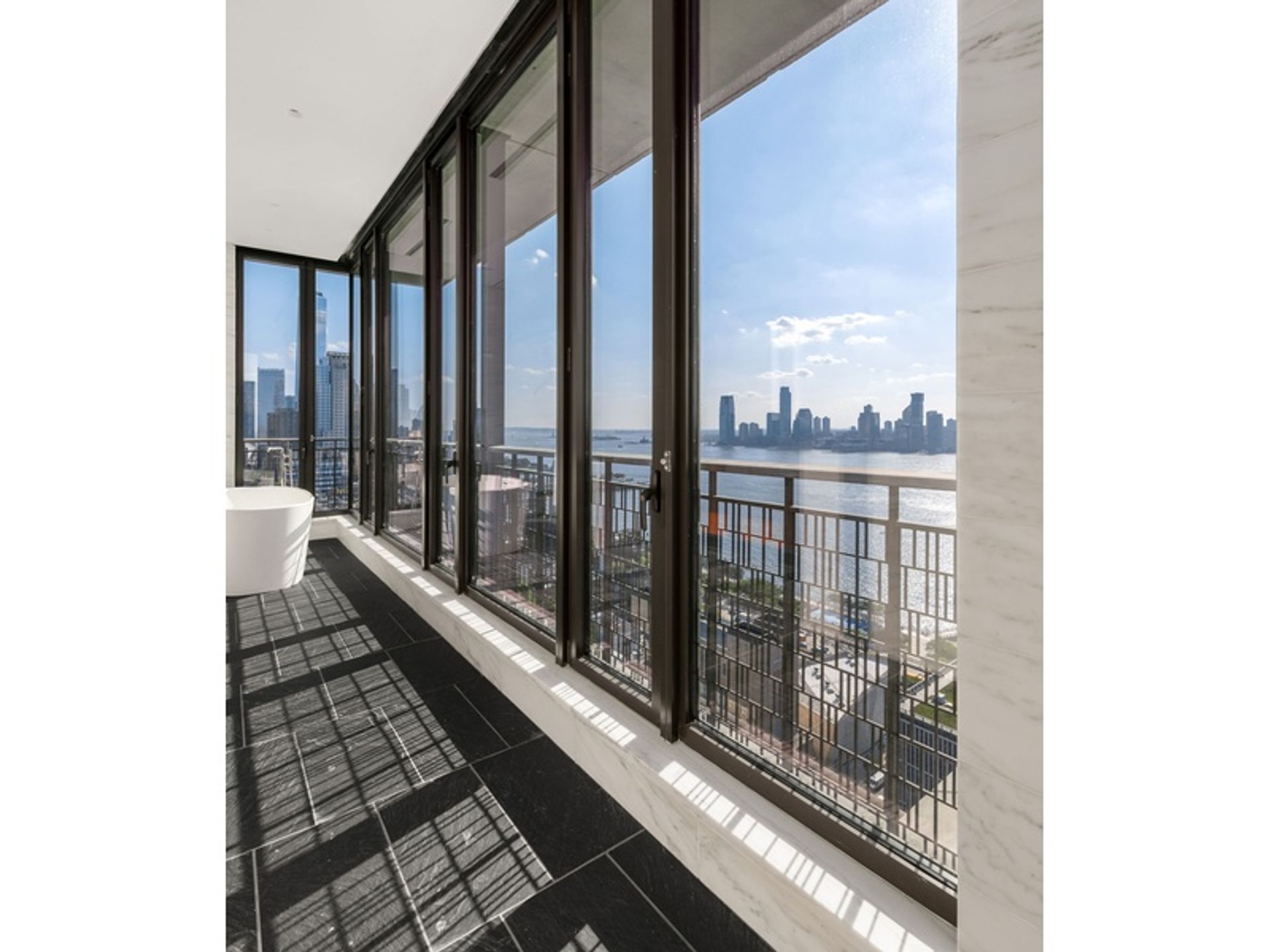 Condominio nel New York, New York 12074282