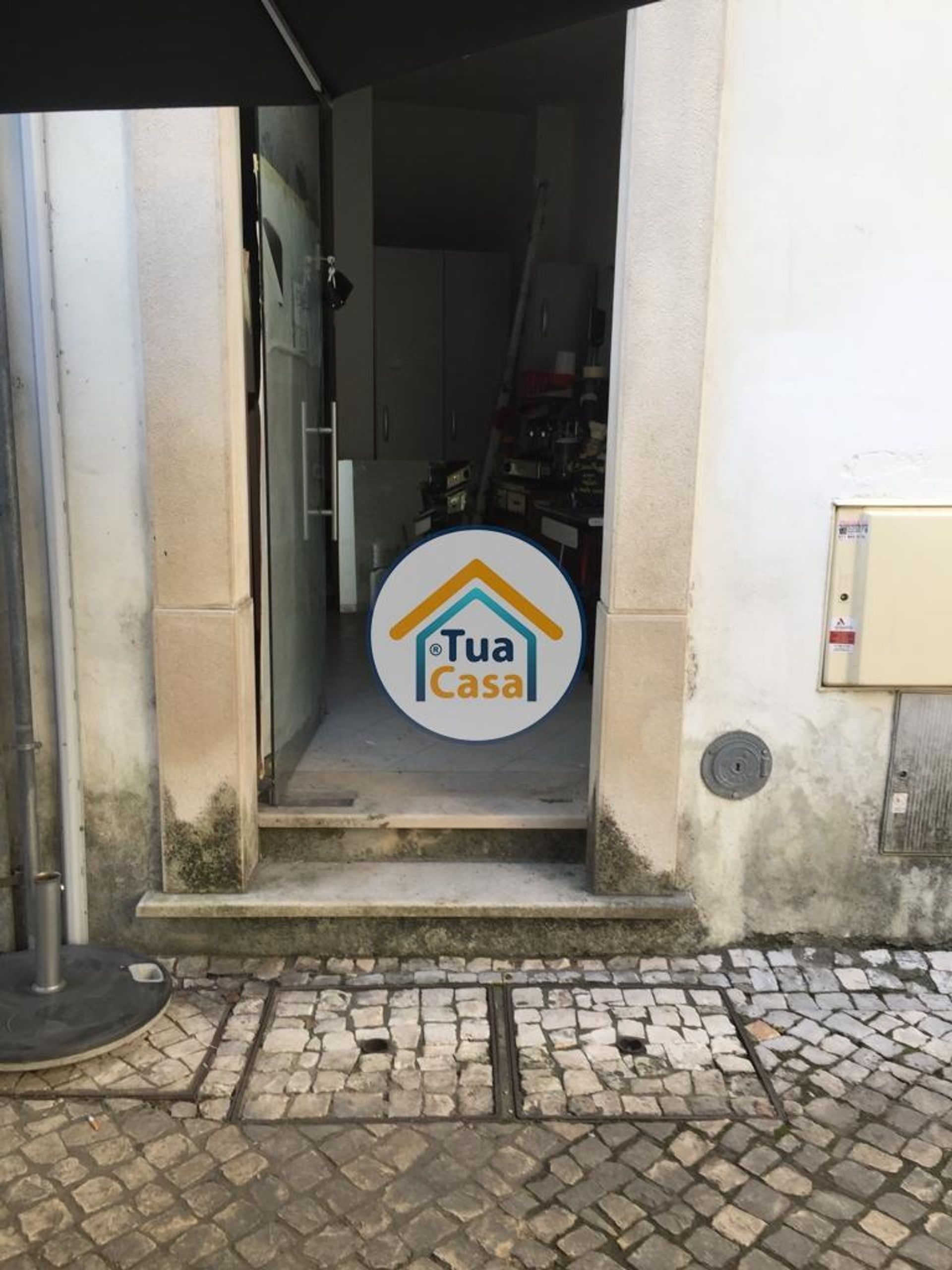 零售 在 , Coimbra District 12074352