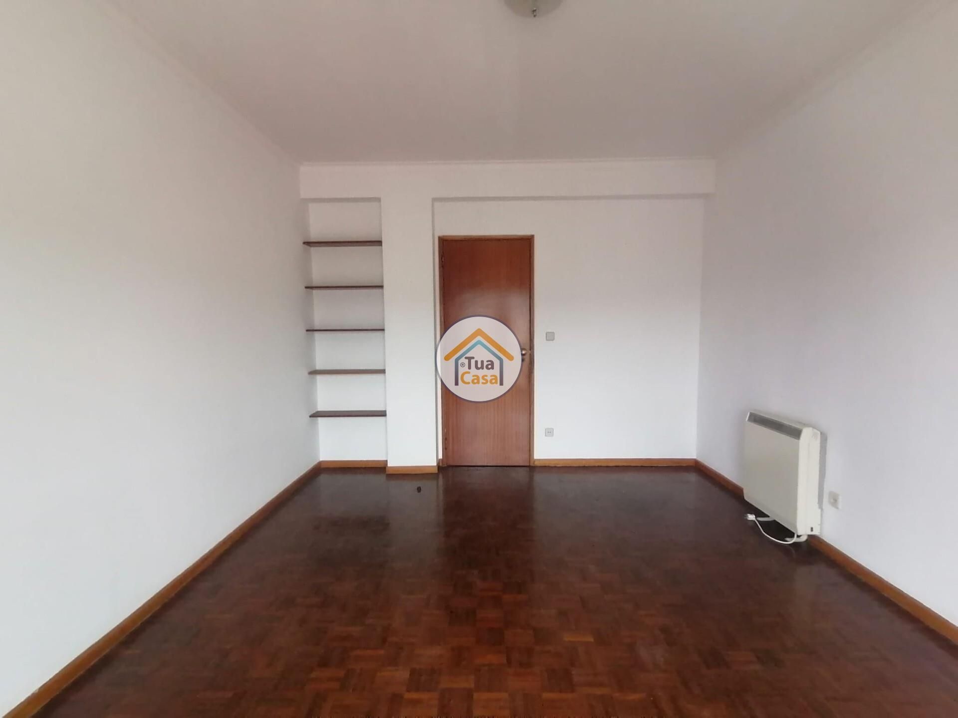 Condominium in Coimbra, Coimbra District 12074354