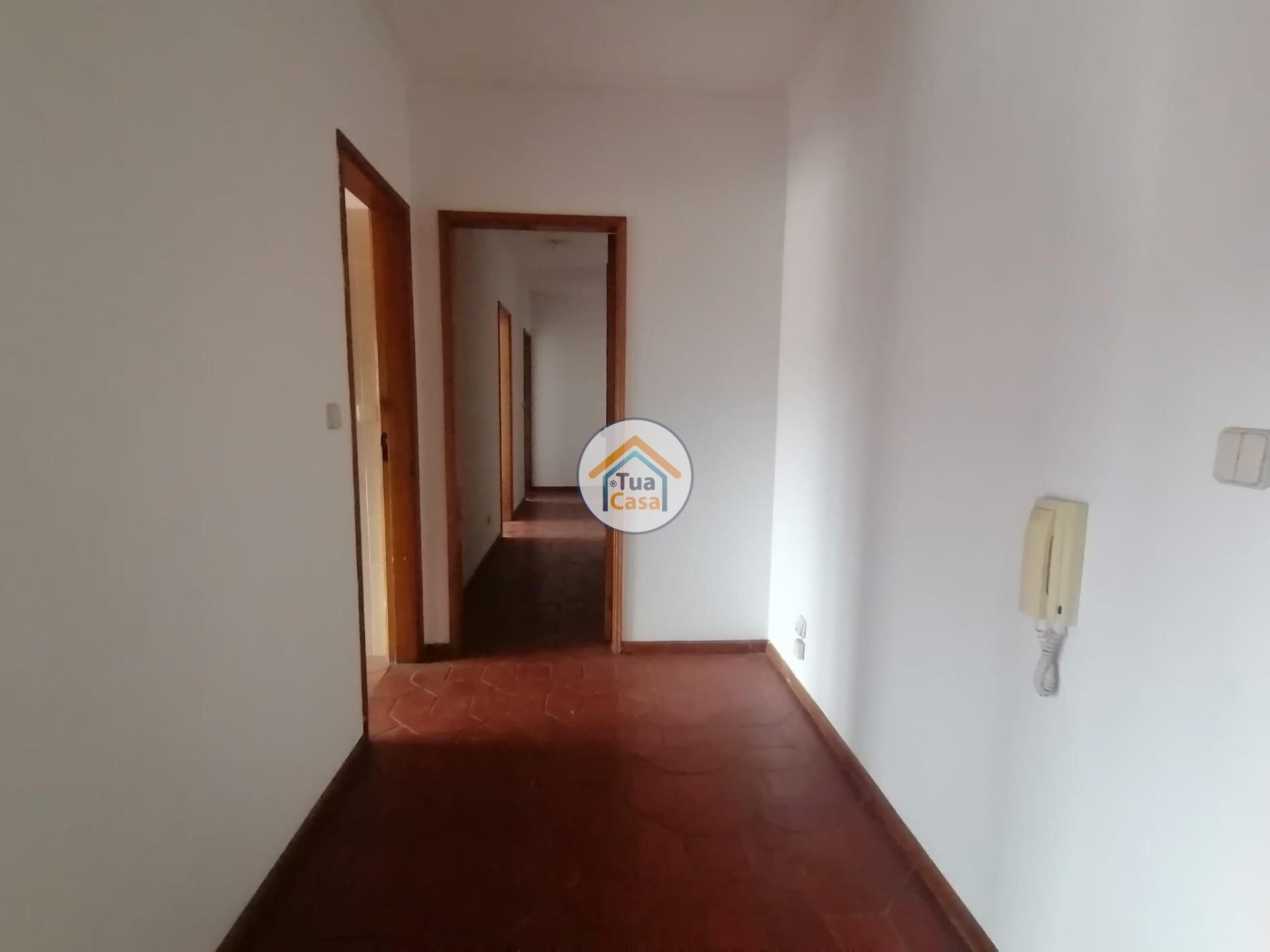 Osakehuoneisto sisään Coimbra, Coimbra District 12074354