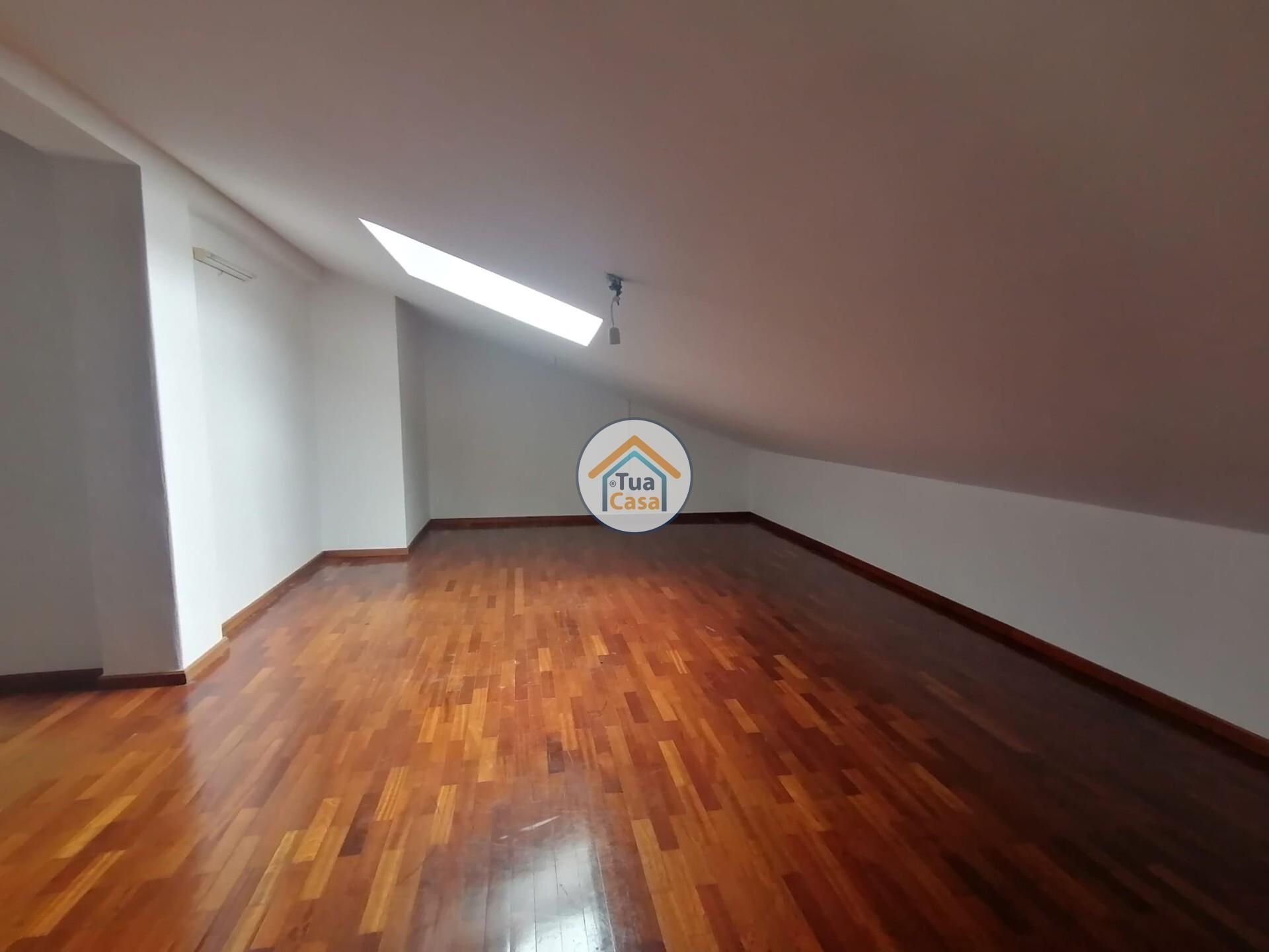 Osakehuoneisto sisään Coimbra, Coimbra District 12074354