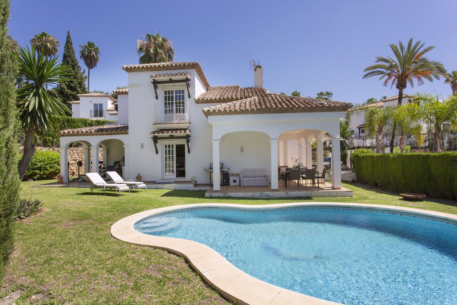 House in La Puebla de Cazalla, Andalusia 12075660