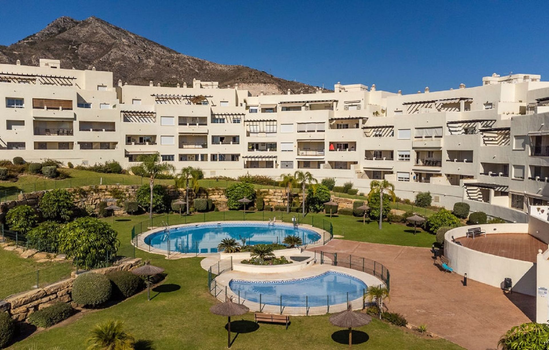 Condominium dans Benalmádena, Andalousie 12076083