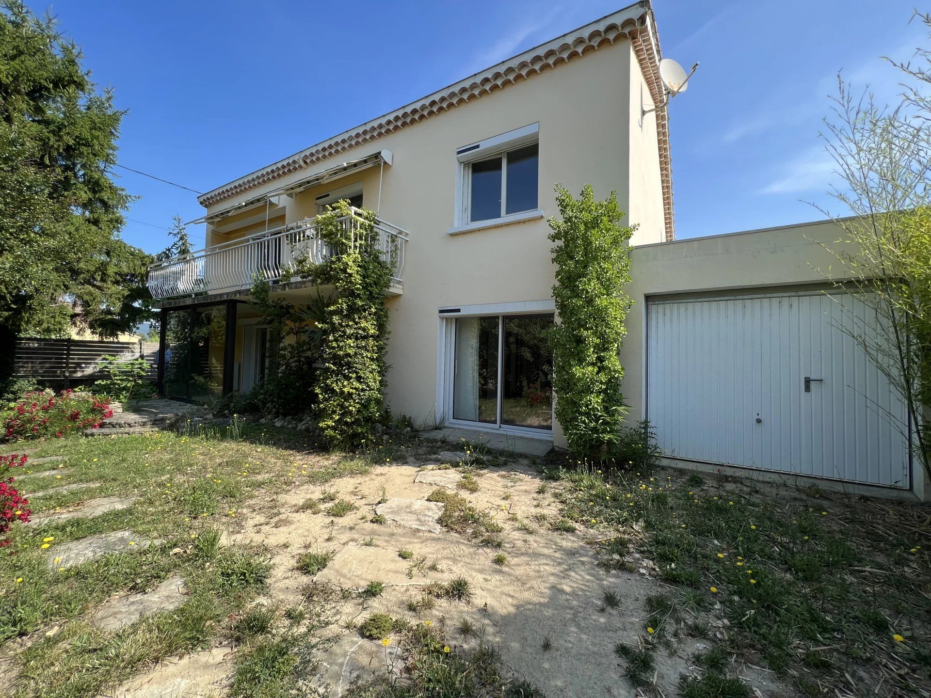 Residentieel in Montélimar, Drôme 12076625