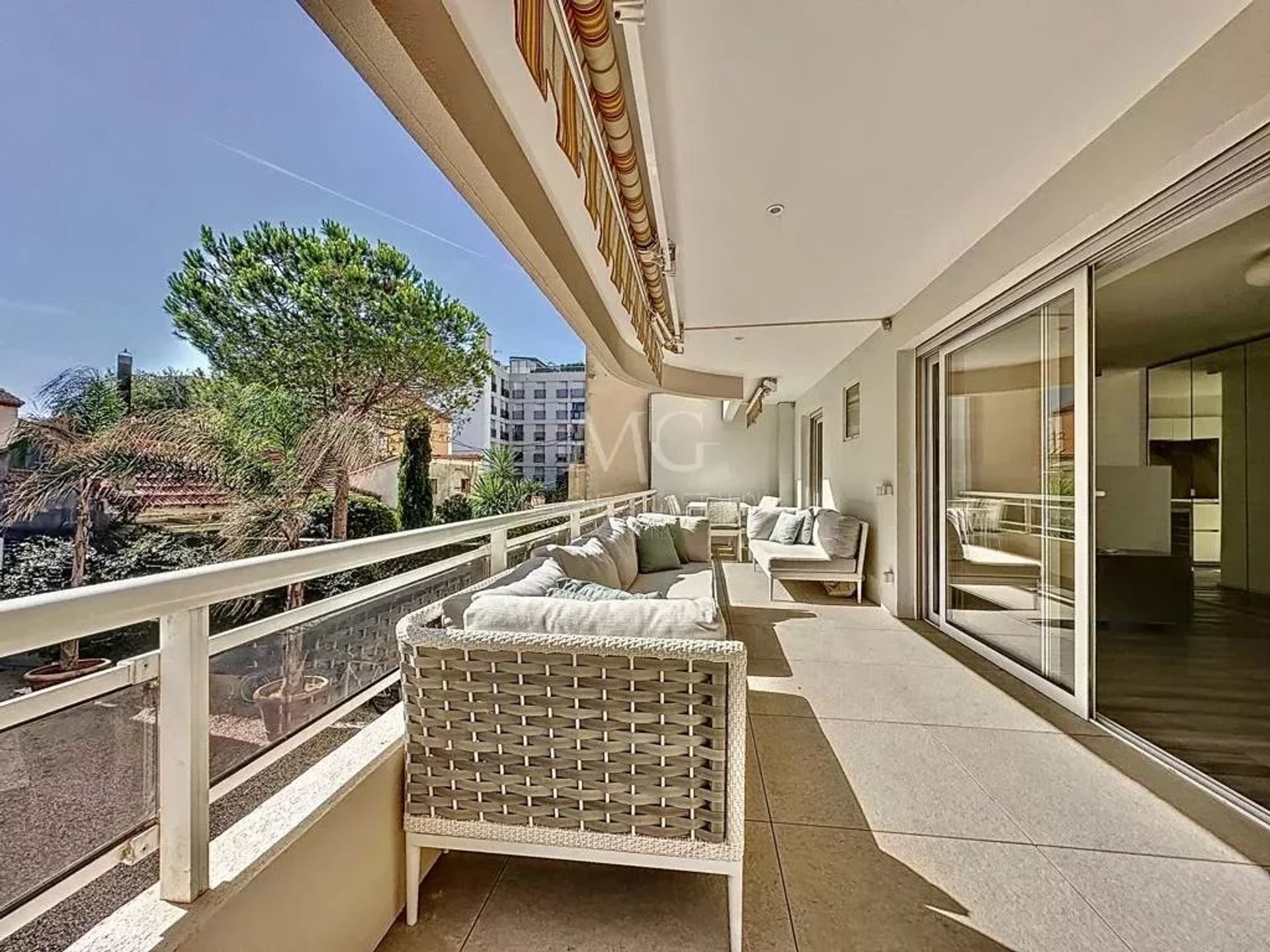 Condominio en Cannes, Alpes-Maritimes 12076944