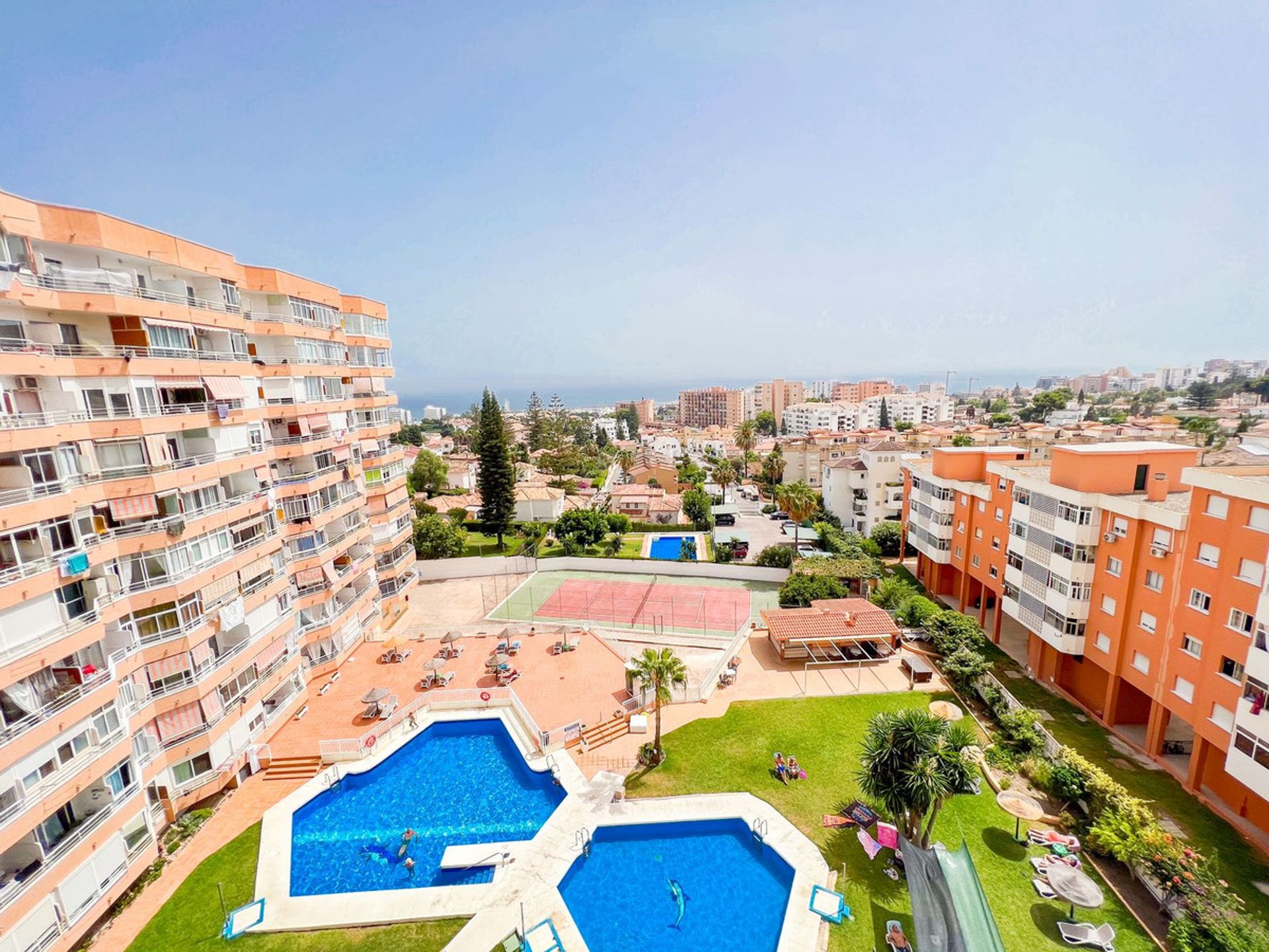 Condominium in Torremolinos, Andalusia 12077185