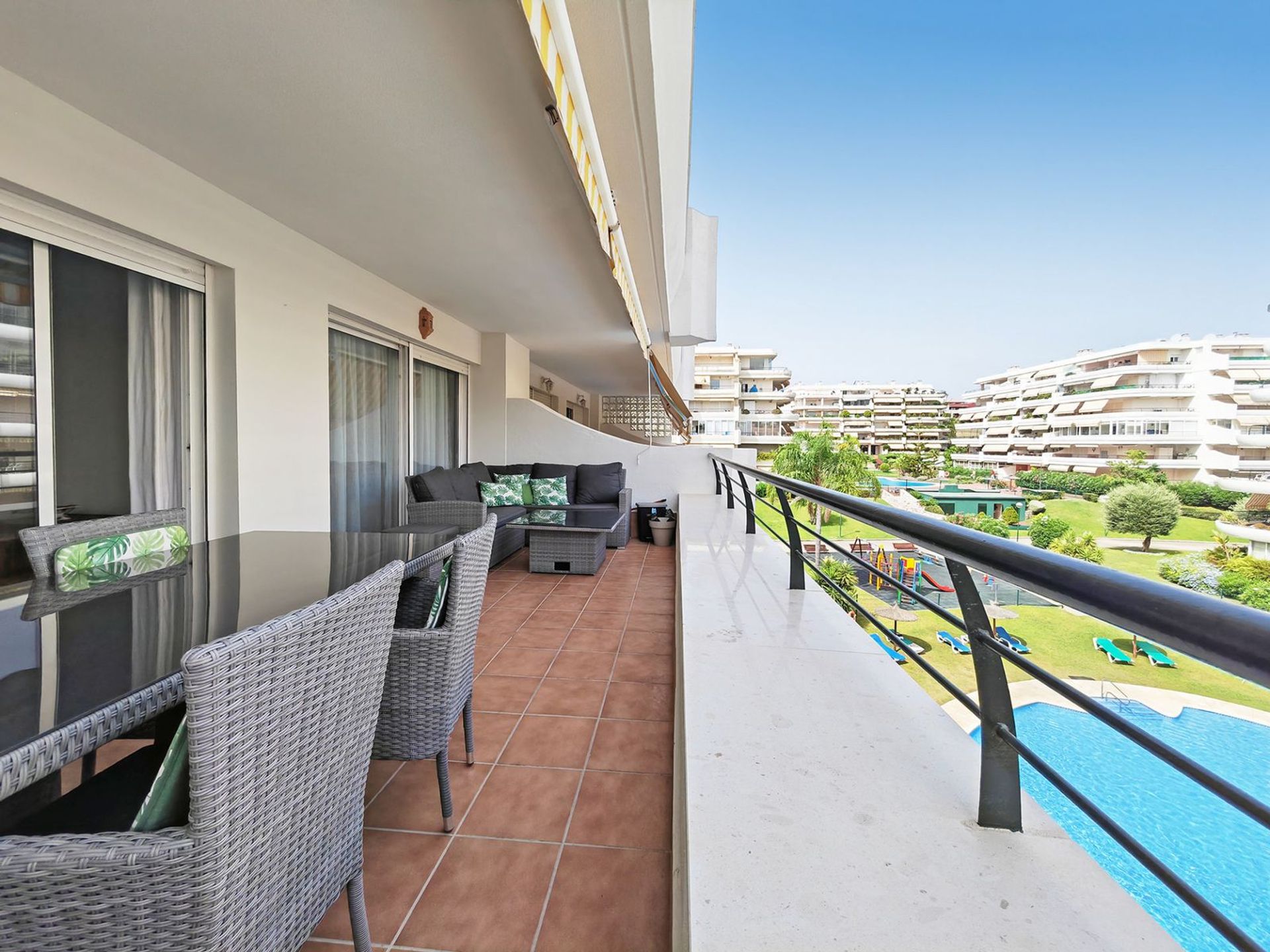 Condominium in Benahavís, Andalucía 12078251