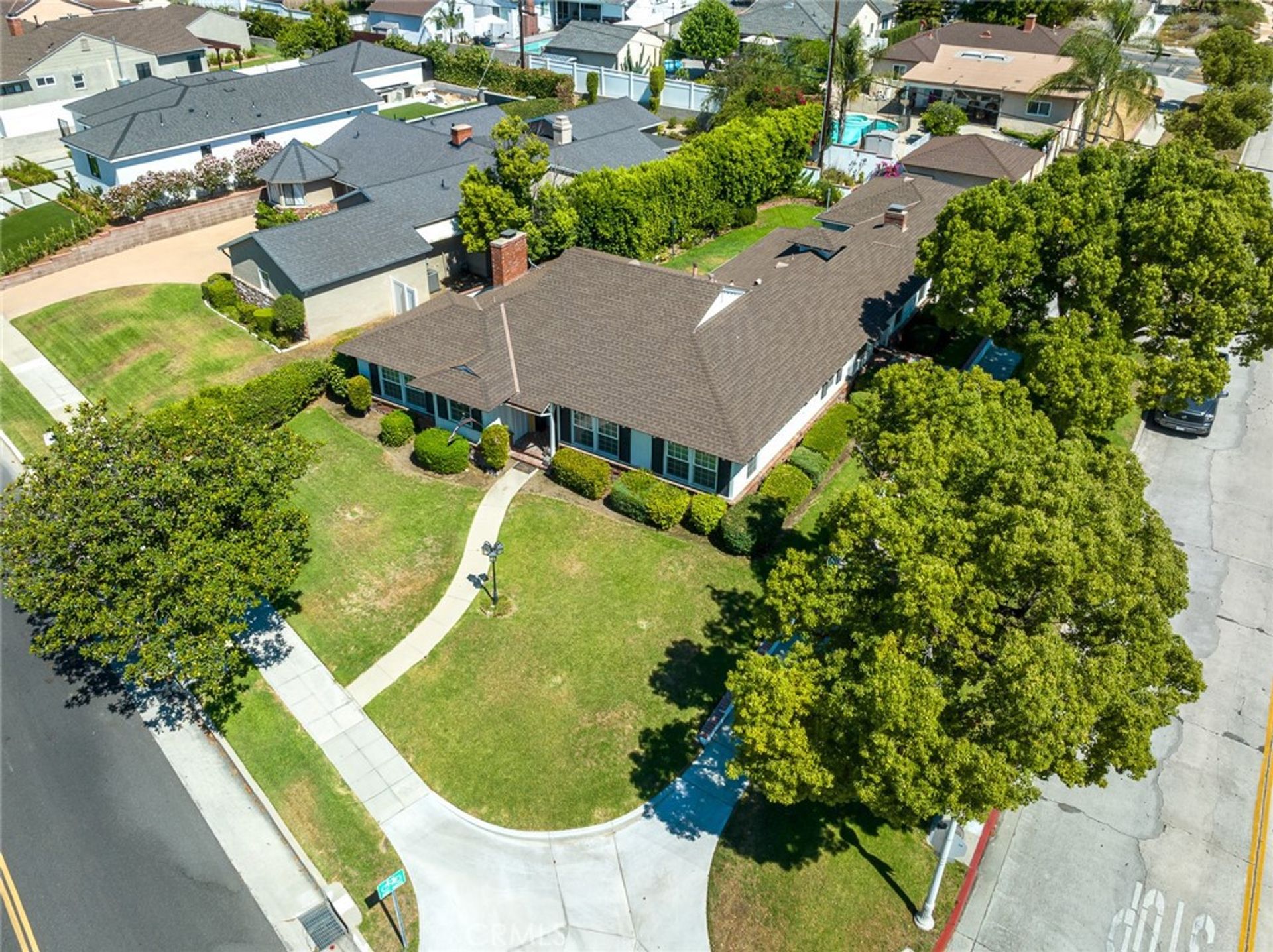 casa en Burbank, California 12079036