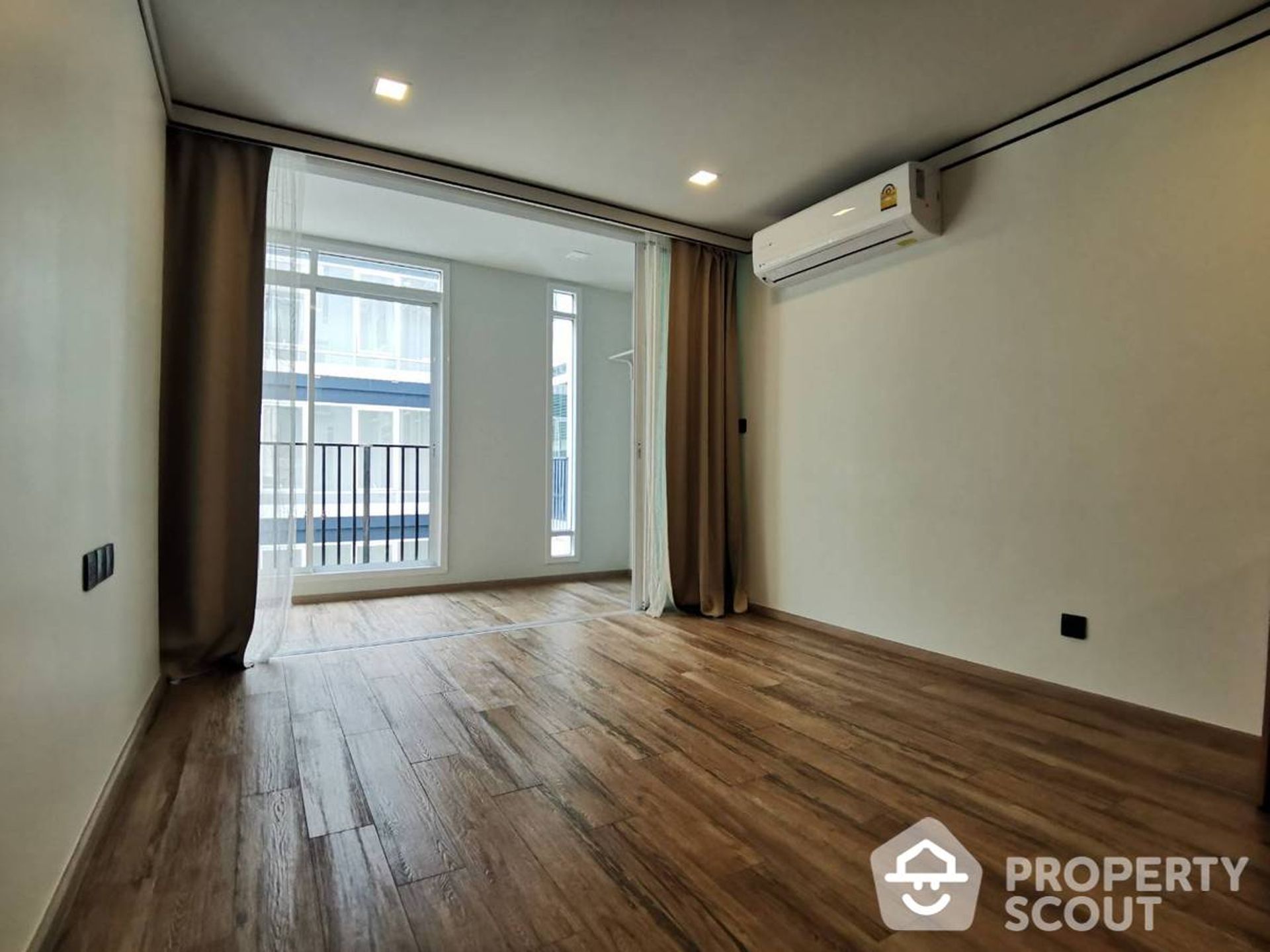 Condominium in , Krung Thep Maha Nakhon 12080183