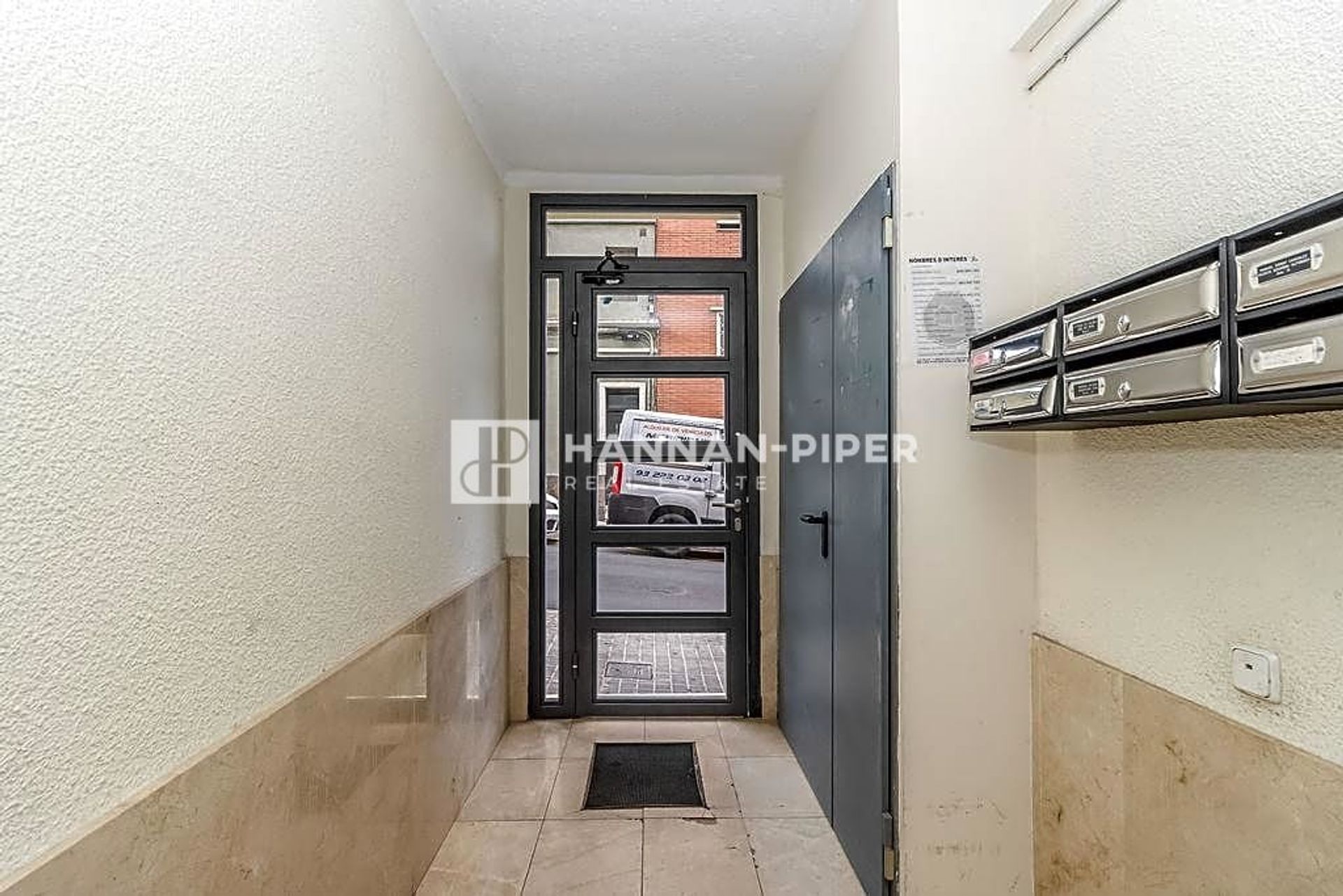 Condominium in Barcelona, Catalunya 12081295