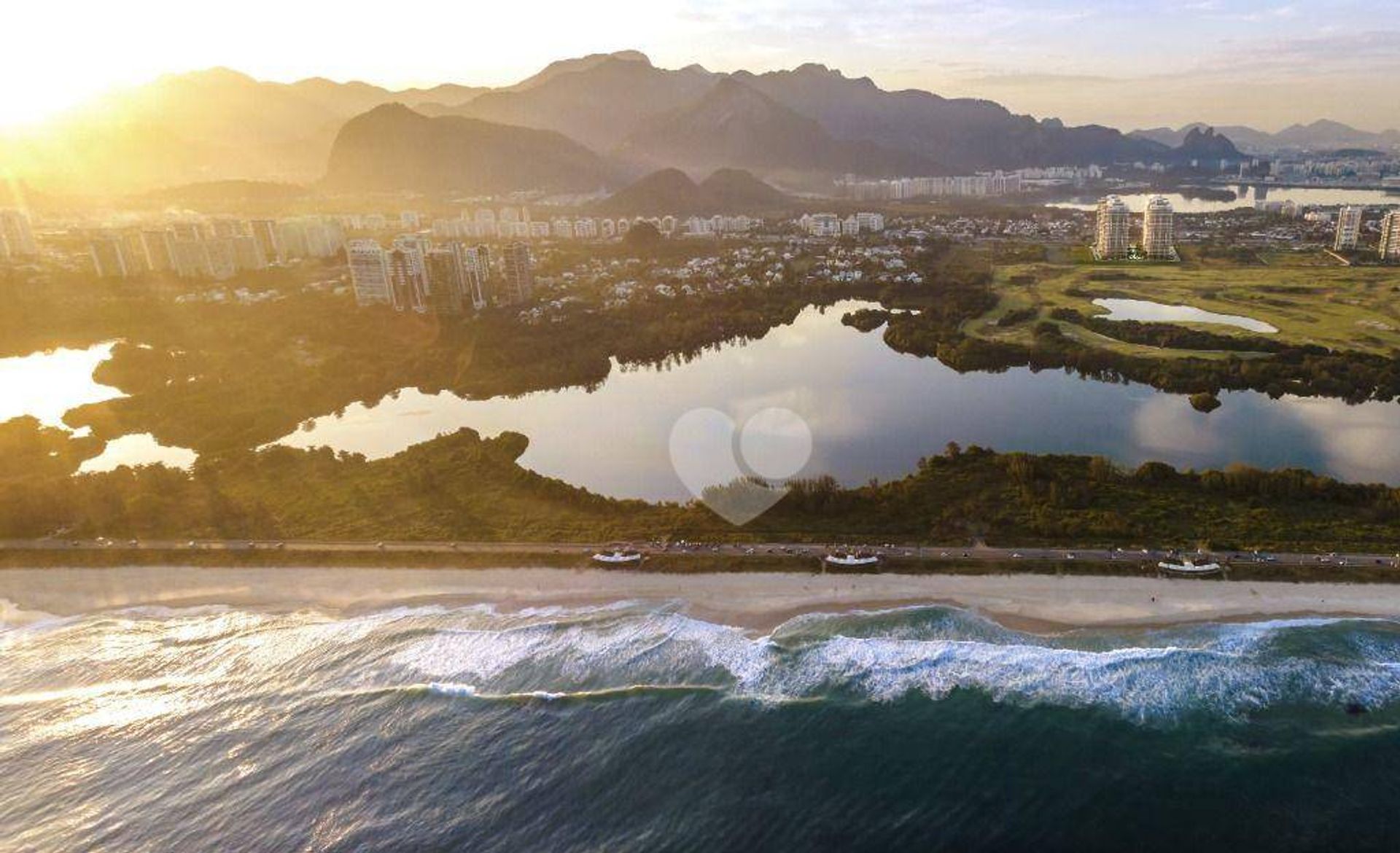 Condominium in , Rio de Janeiro 12081537