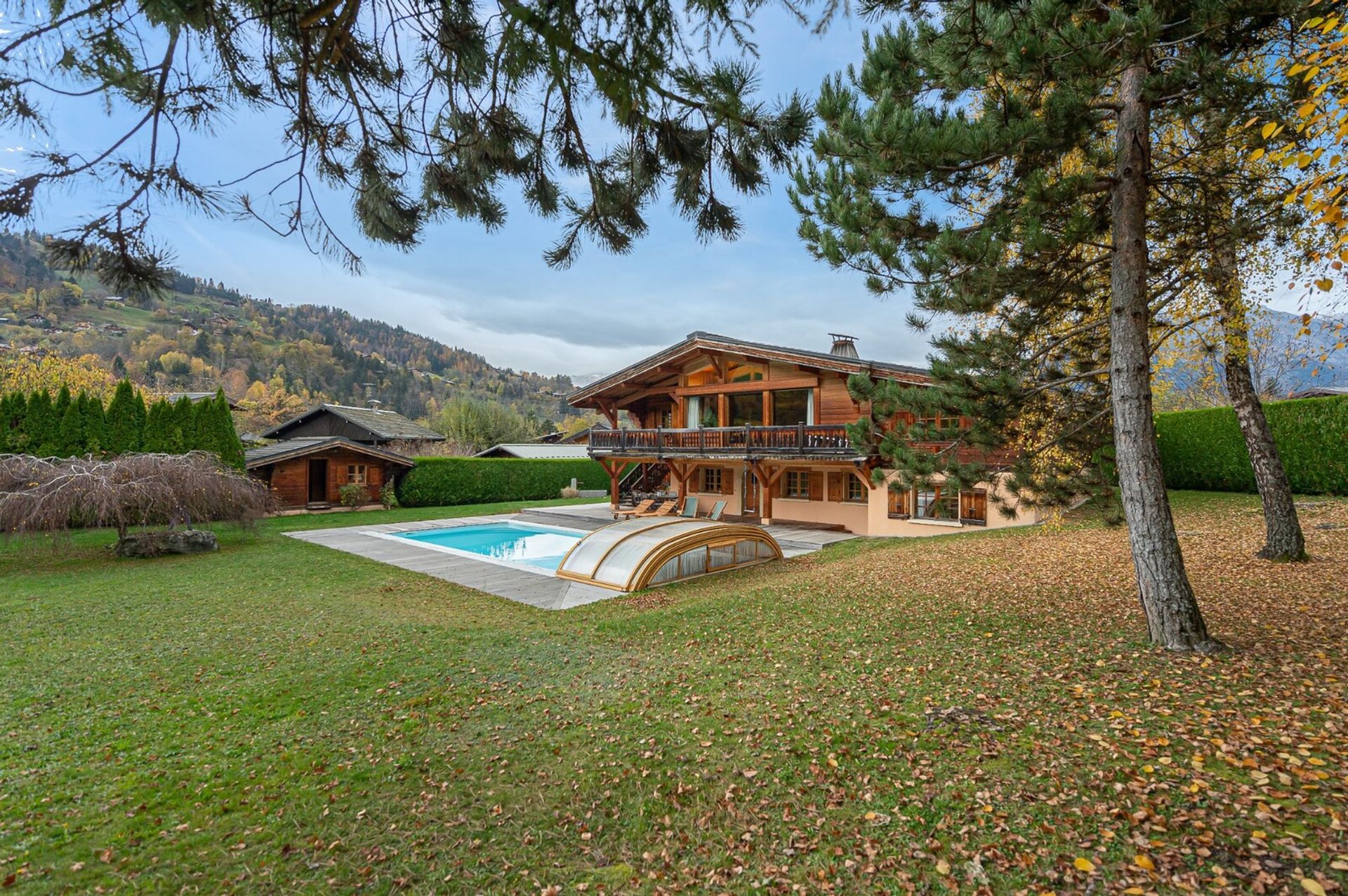 casa en Saint-Gervais-les-Bains, Auvergne-Rhône-Alpes 12082904