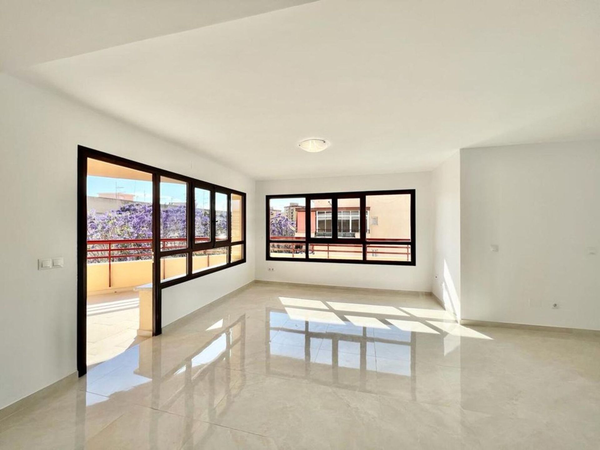 Condominio nel Fuengirola, Andalucía 12083060