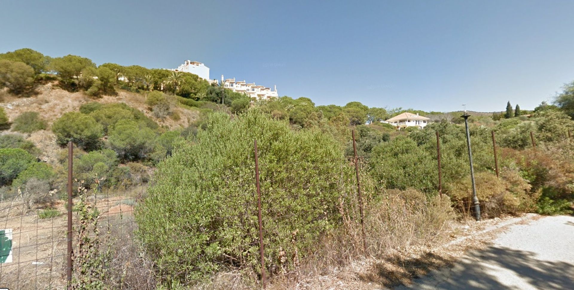 Land in Marbella, Andalucía 12083076