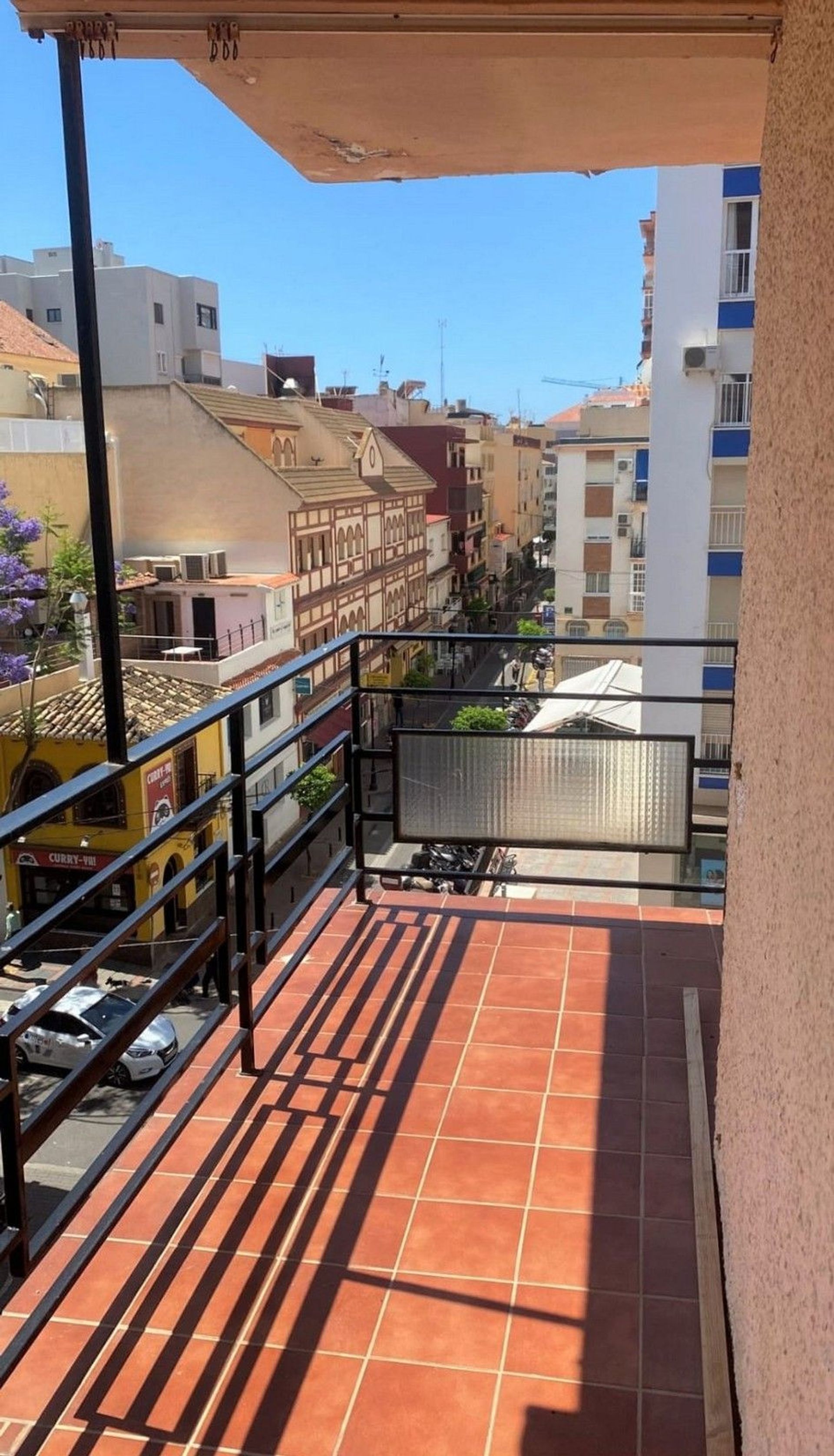 Condominio en Fuengirola, Andalusia 12083270