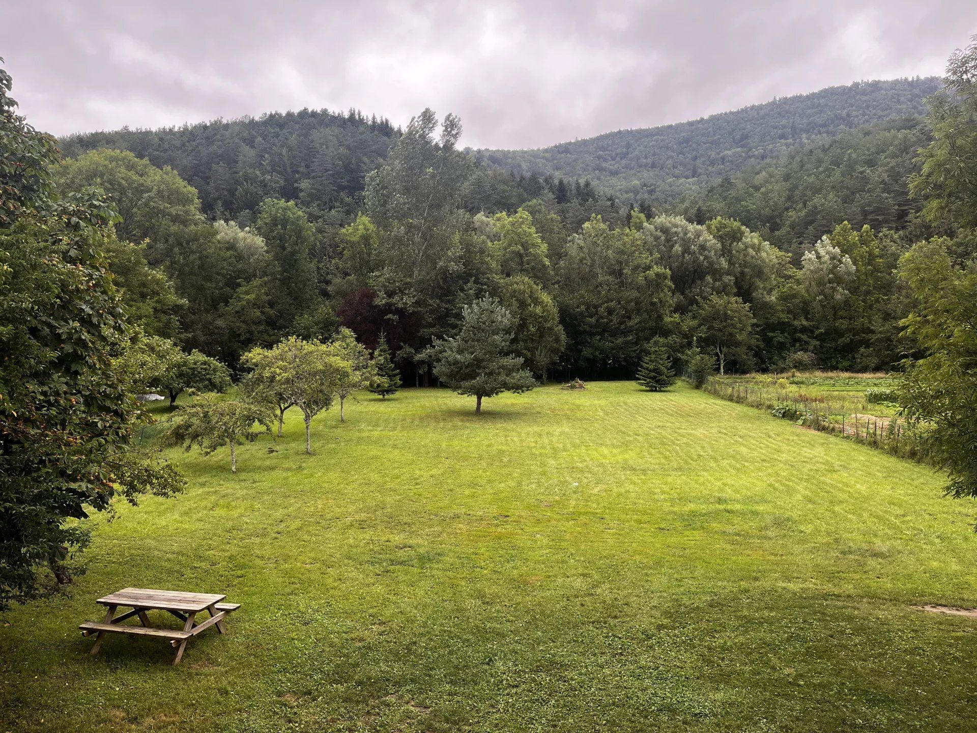 Hus i Fougax-et-Barrineuf, Ariège 12083842