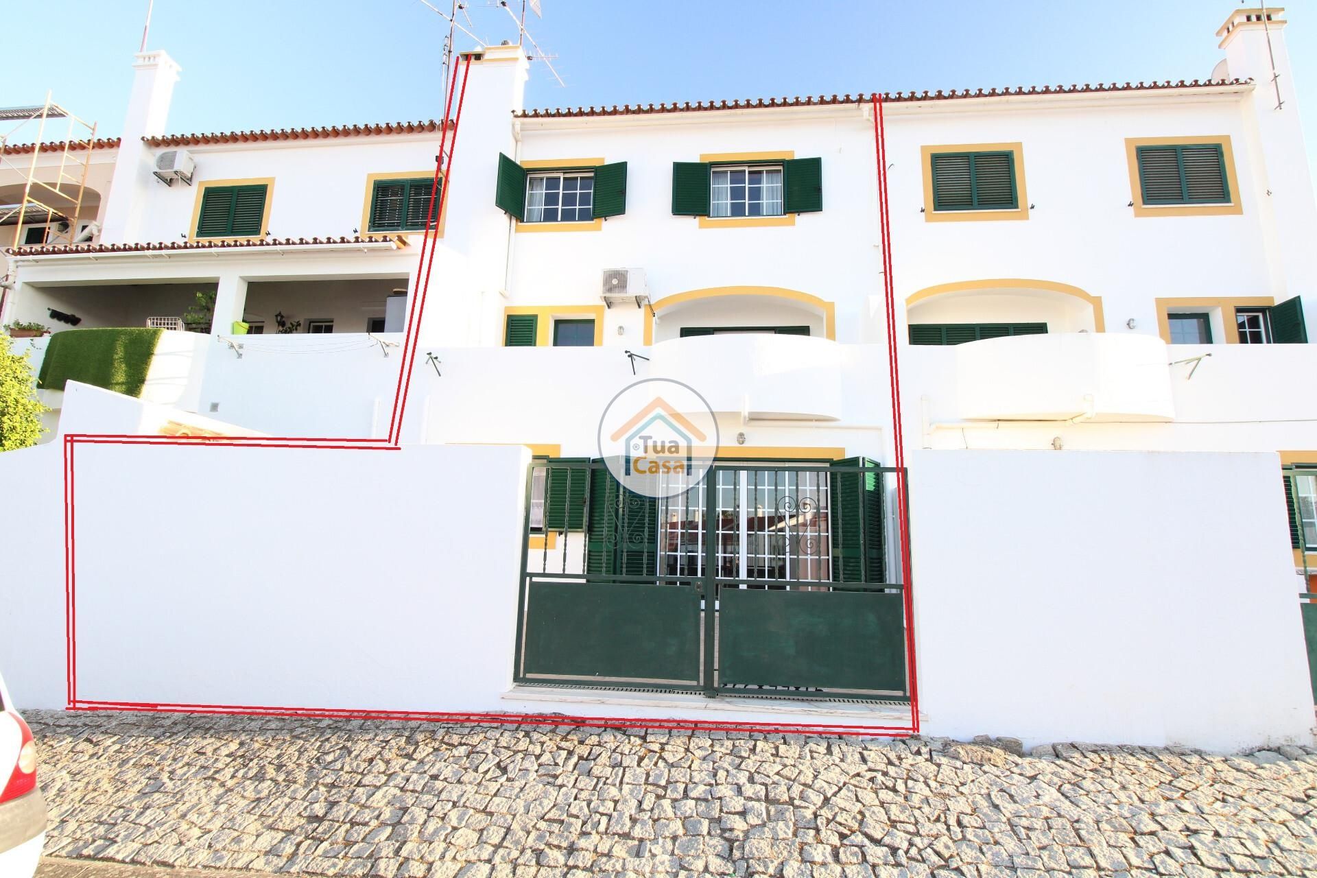 House in Redondo, Évora District 12084252