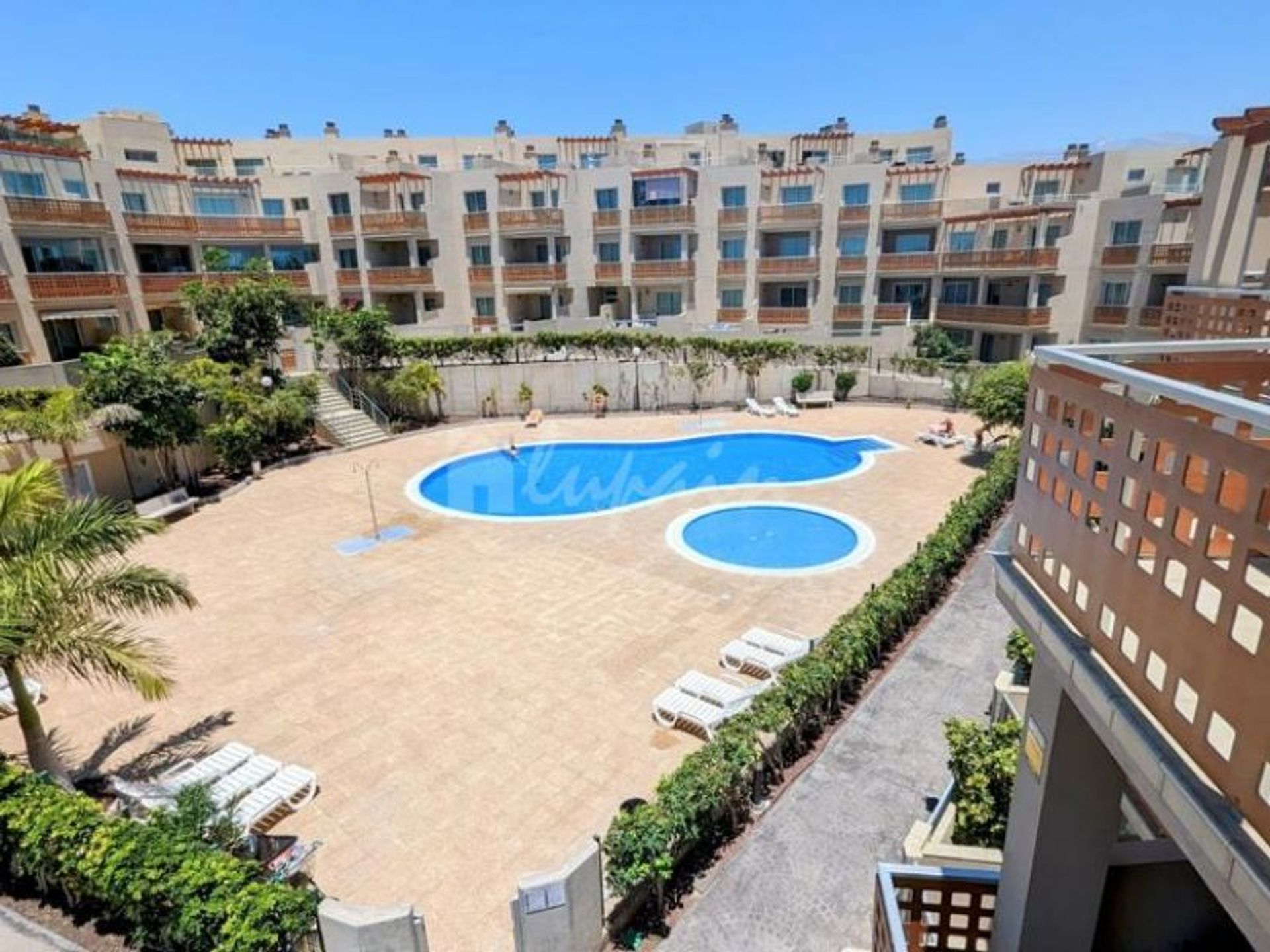 Condominium in El Medano, Canarische eilanden 12085027